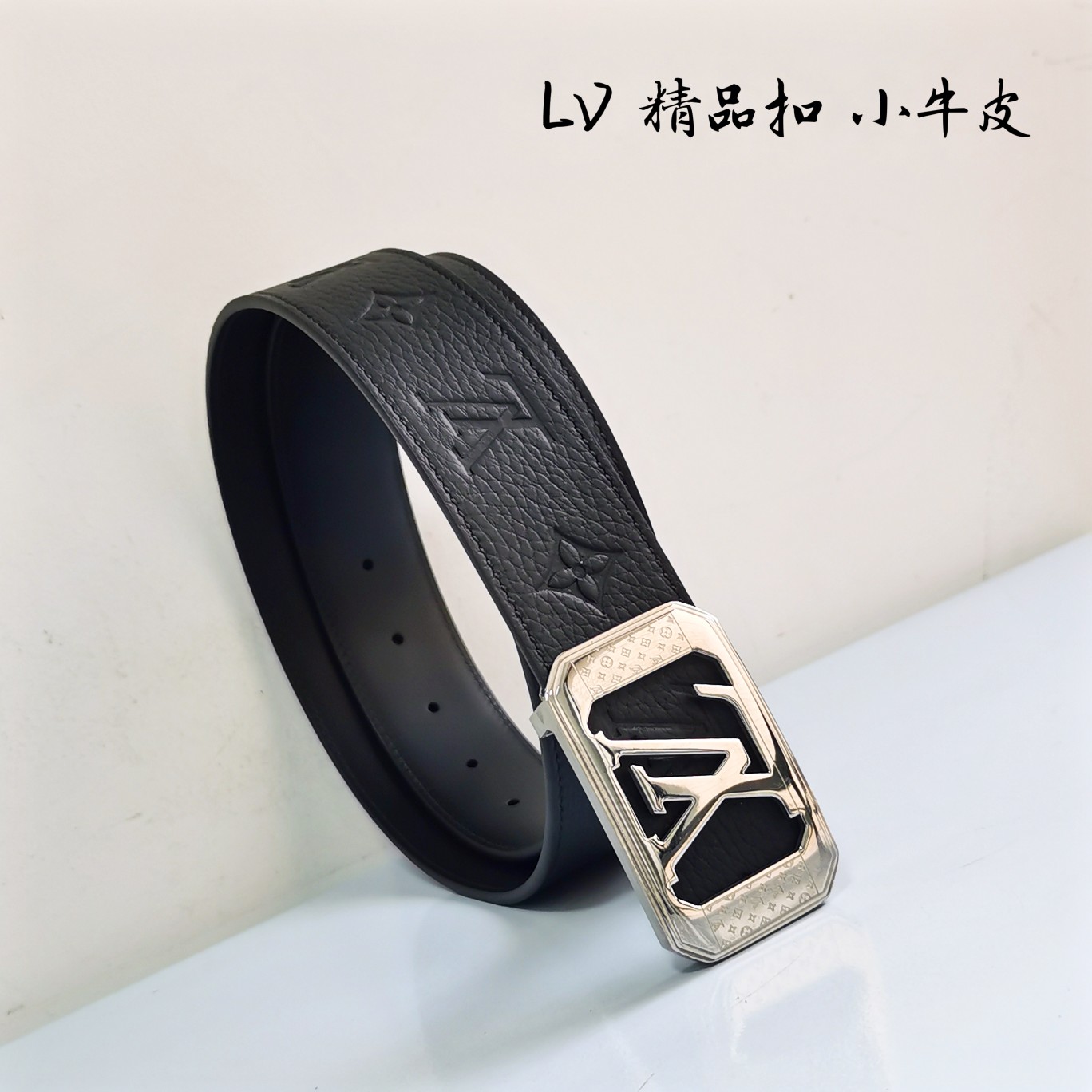 Lv路易威登宽度4.0CM精品扣搭配设计用了精品电镀五金工艺精湛进口小牛皮