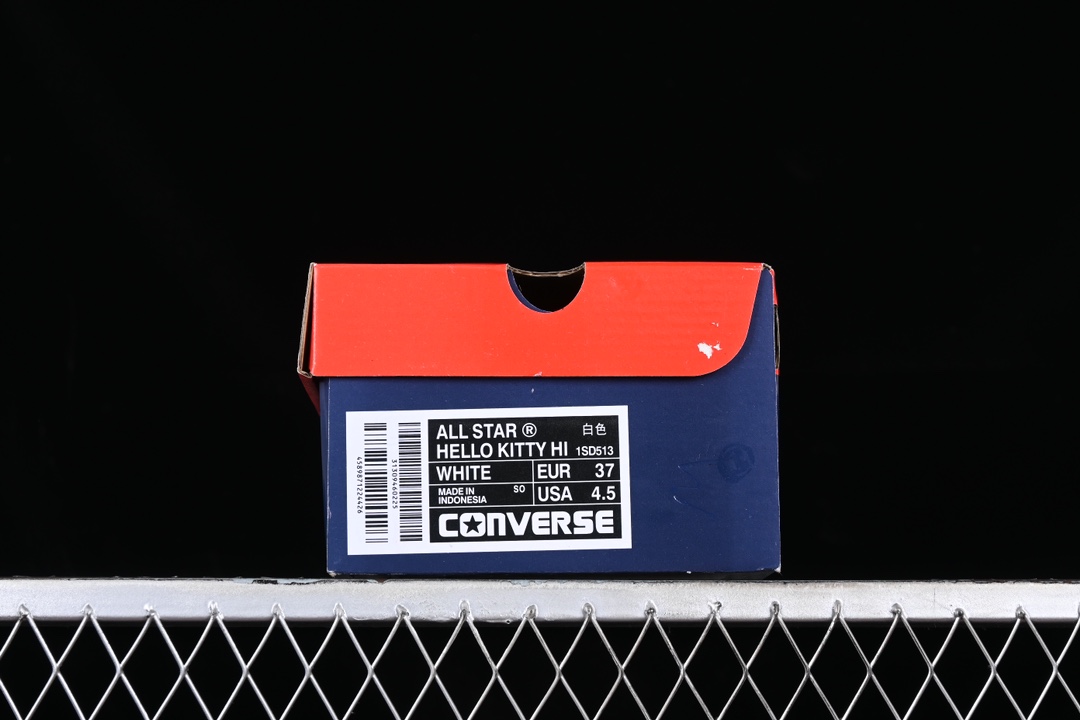 💰150纯原
Converse x 三丽鸥限定联名款 日版匡威高帮休闲板鞋 1SD513
#采用的日版匡威热门鞋型搭配 Hello Kitty
尺码：35 36 36.5 37 37.5 38 39 39.5 40 M.C3