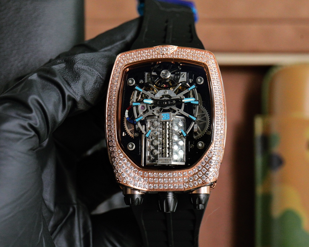 布加迪威龙联合JACOB&CO捷克豹推出Tourbillon腕表腕表尺寸54X44X20毫米与原装一致整