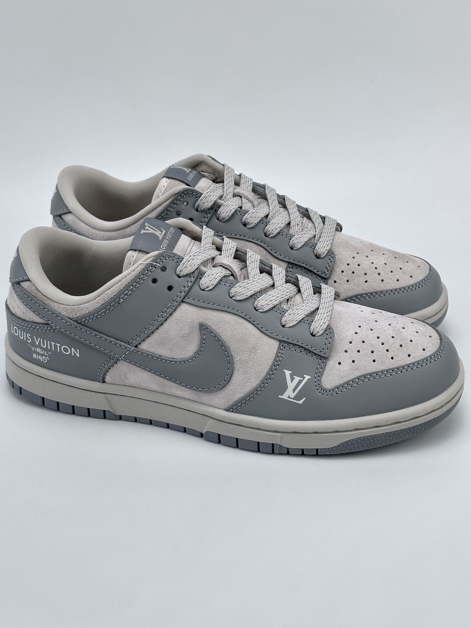 Nike SB Dunk Low x Louis Vuitton Cement Athens Grey FC1688-115