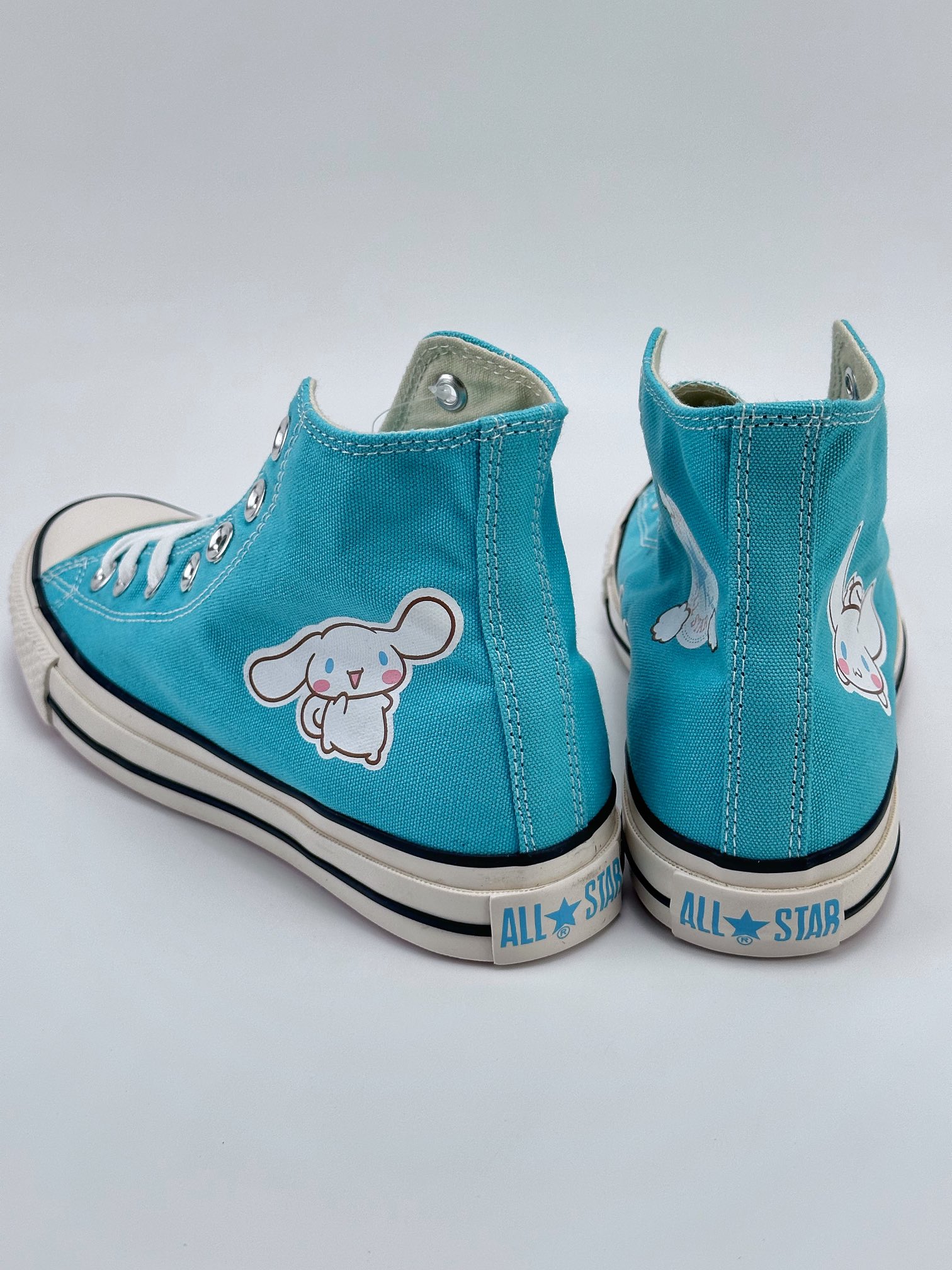 Japanese version of CONVERSE x Sanrio limited edition