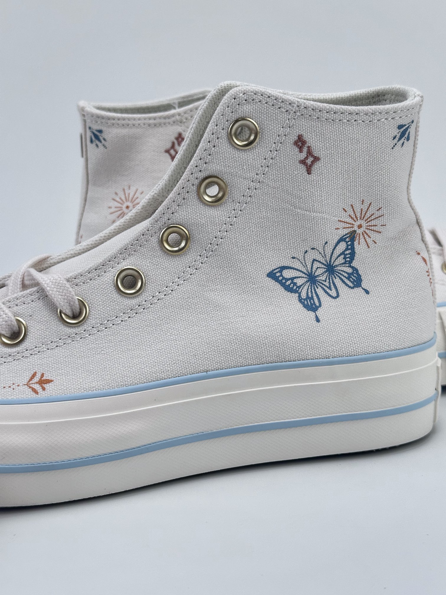 Converse Chuck Taylor All Star Lift High ”Cream White/Black” ”Canvas Beige Gold Buckle” Butterfly Vulcanized Shoes A07135C