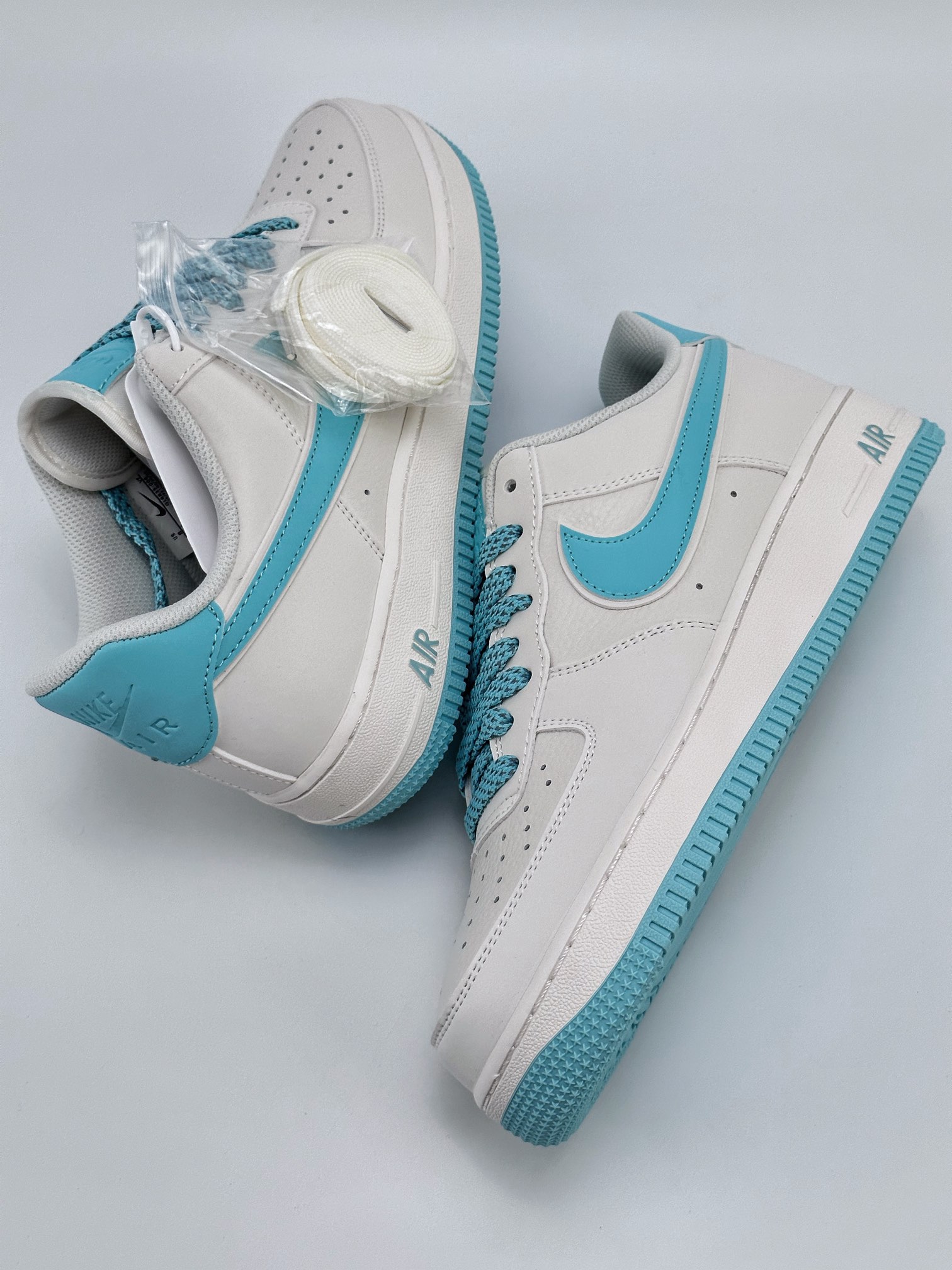 Nike Air Force 1 Low 07 White Tiffany Stars GL6835-006