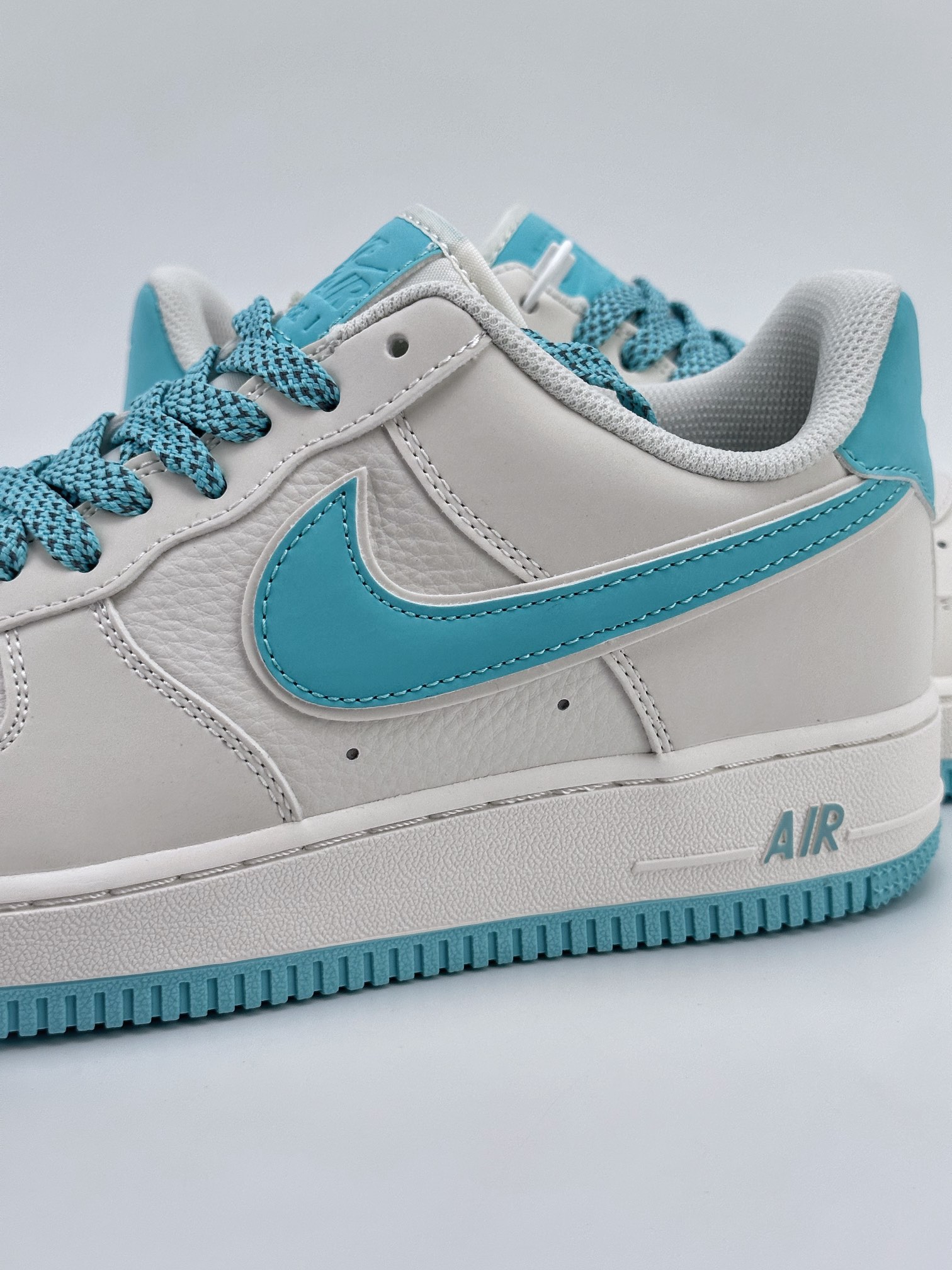 Nike Air Force 1 Low 07 White Tiffany Stars GL6835-006