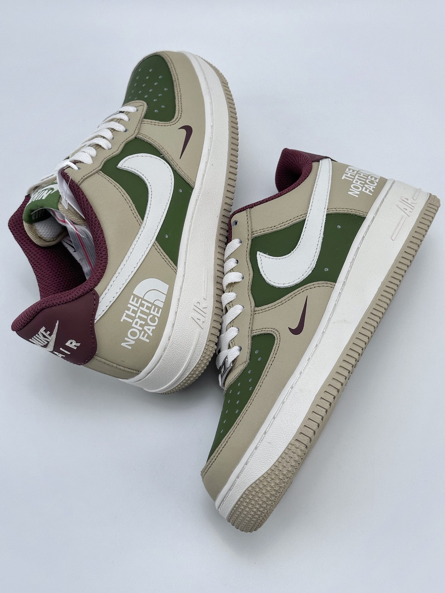 Nike Air Force 1 Low 07 x The North Face BS9055-727