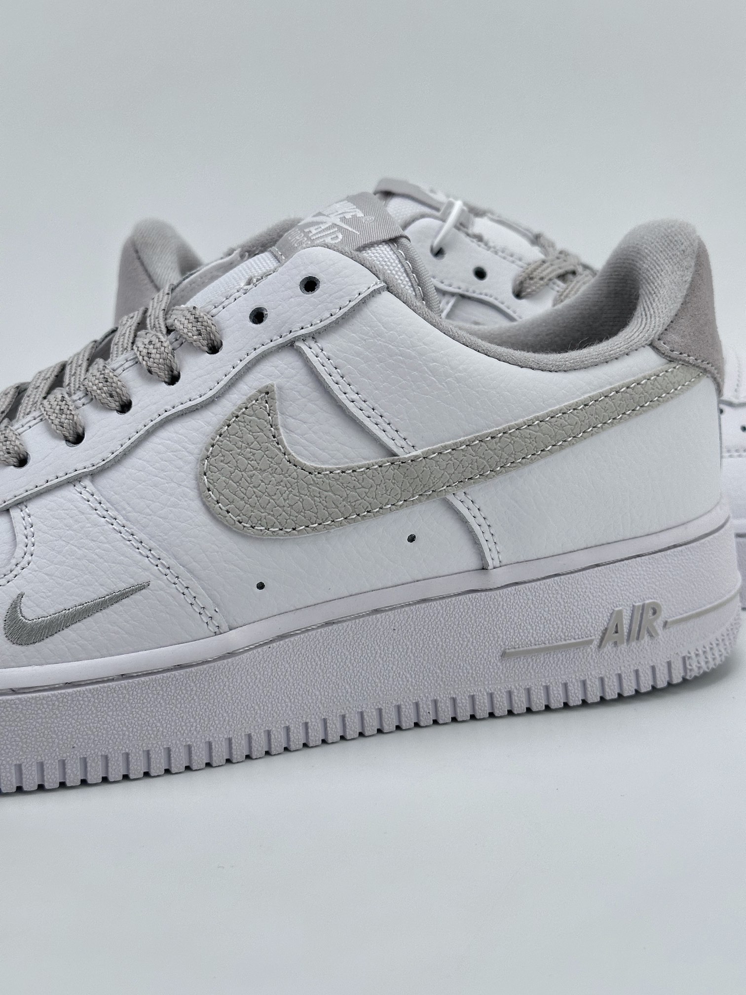 Nike Air Force 1 Low 07 White Gray Lychee FV0388-100