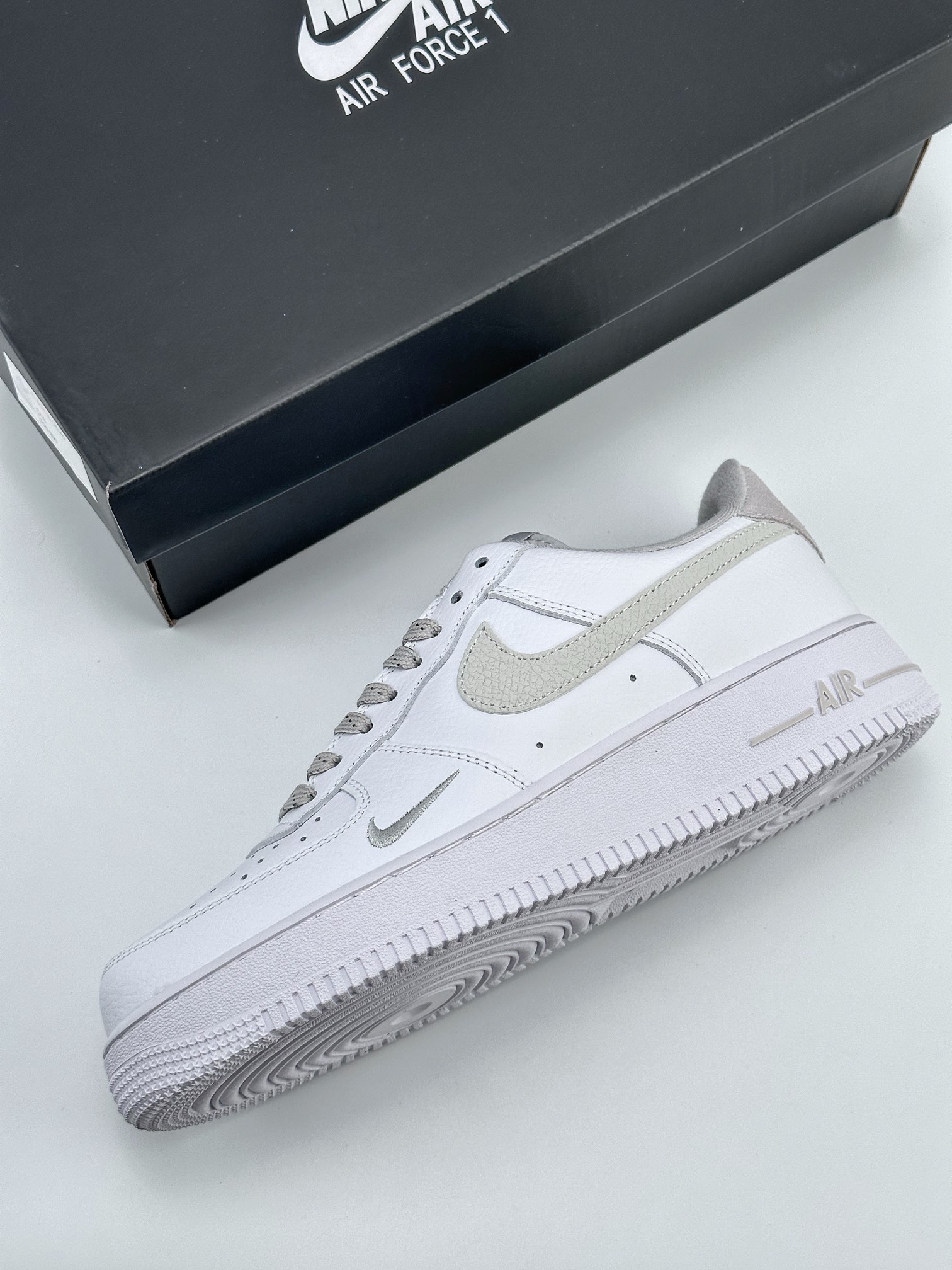 Nike Air Force 1 Low 07 White Gray Lychee FV0388-100