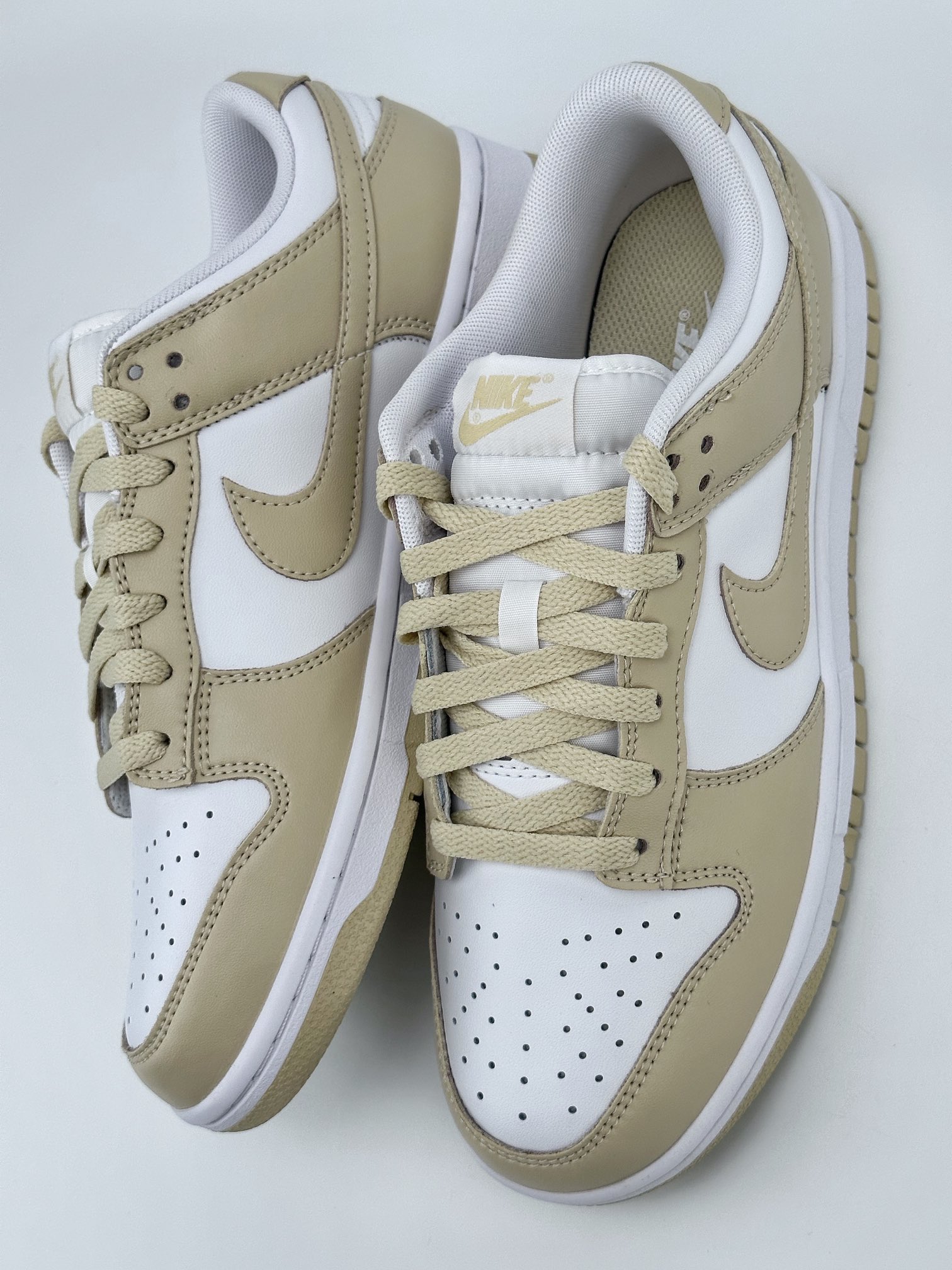 NIKE SB Dunk Low ”Team Gold” White Beige DV0833-100