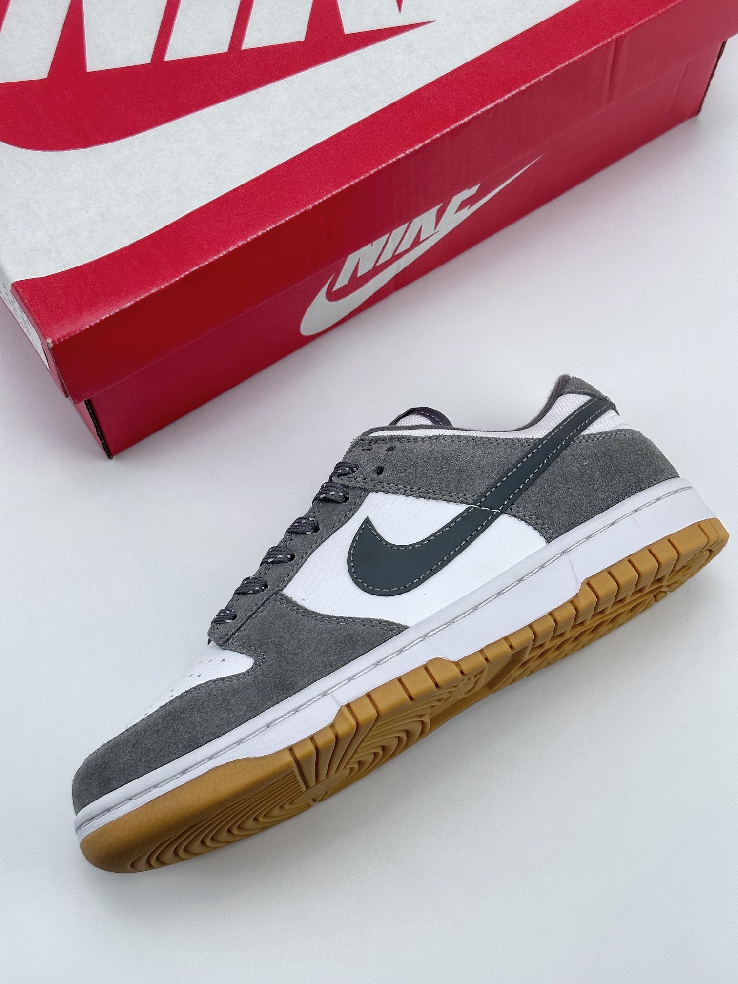 Nike SB Dunk Low Grey Gum FV0389-100