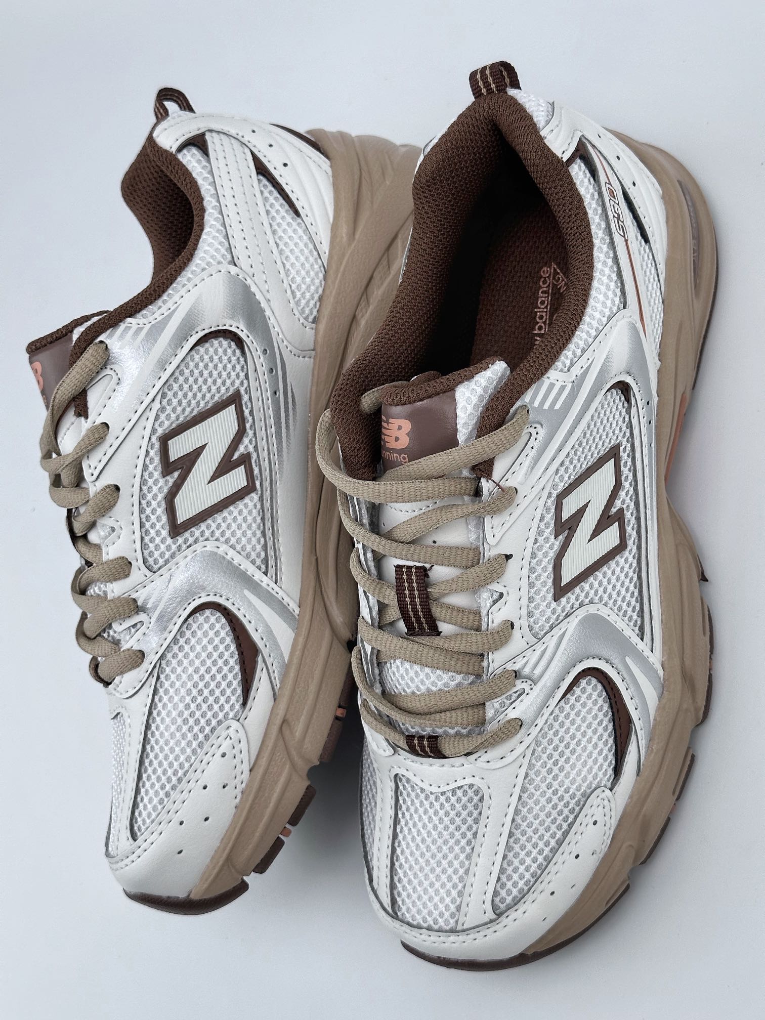 150 新百伦New Balance MR530系列 复古老爹风网布跑步休闲运动鞋 MR530NISJ