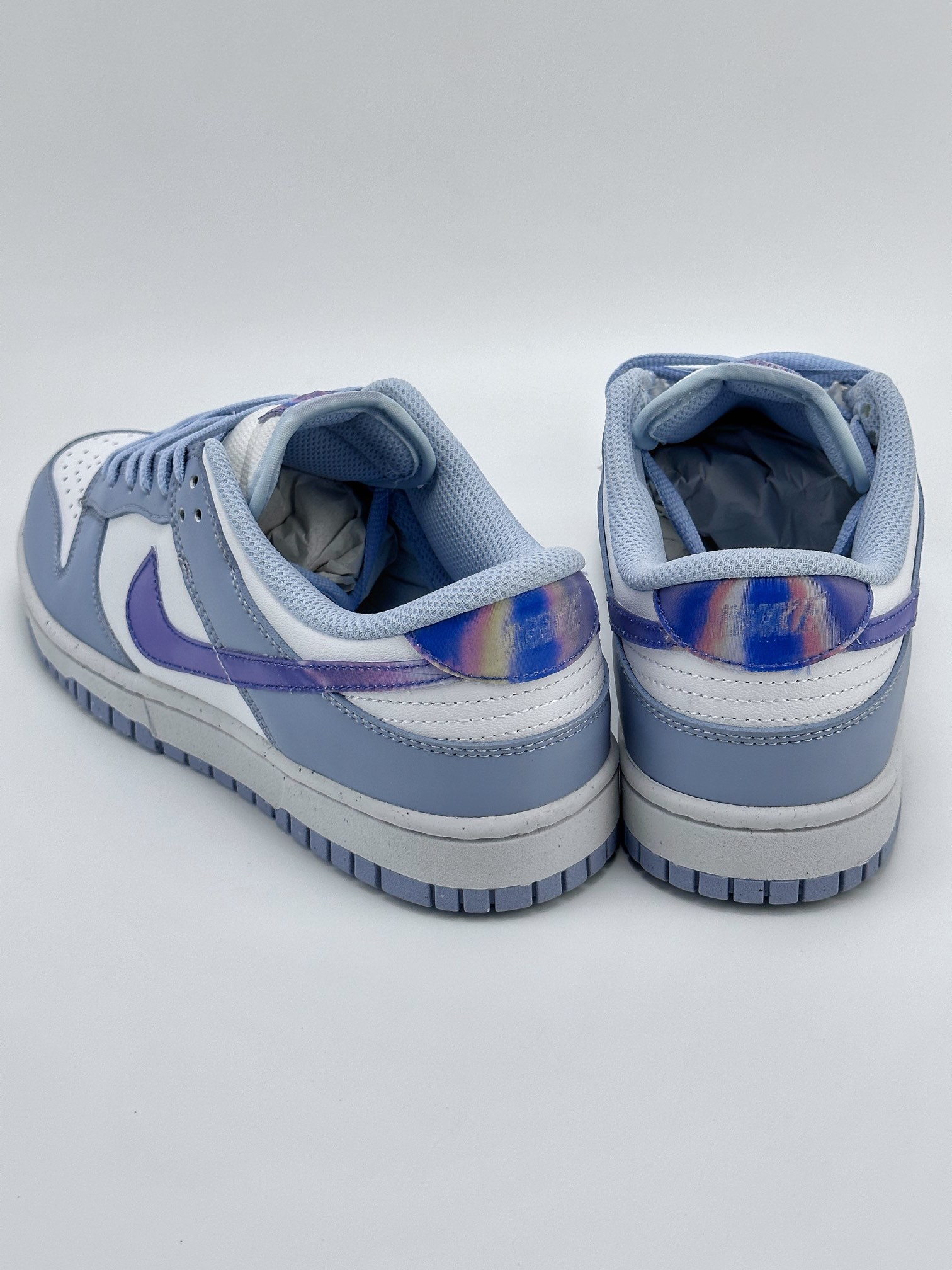 Nike SB Dunk Low Recycled Blue and White FJ4668-400