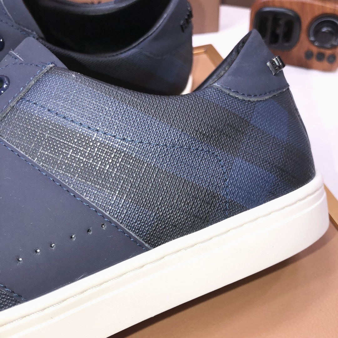 Factory lote [burberry Burberry] clásico lowtop entrenadores importados de piel de vaca con tela esc