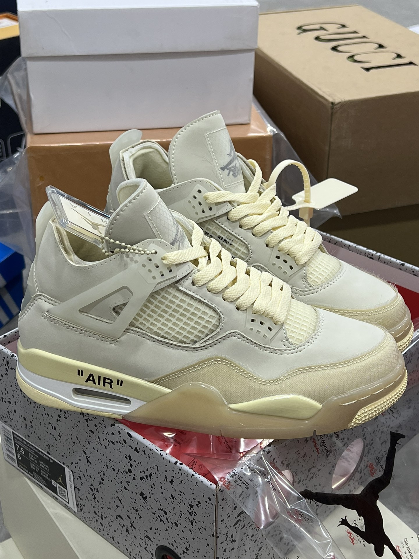☑️ Air Jordan AJ4 Jordan IV