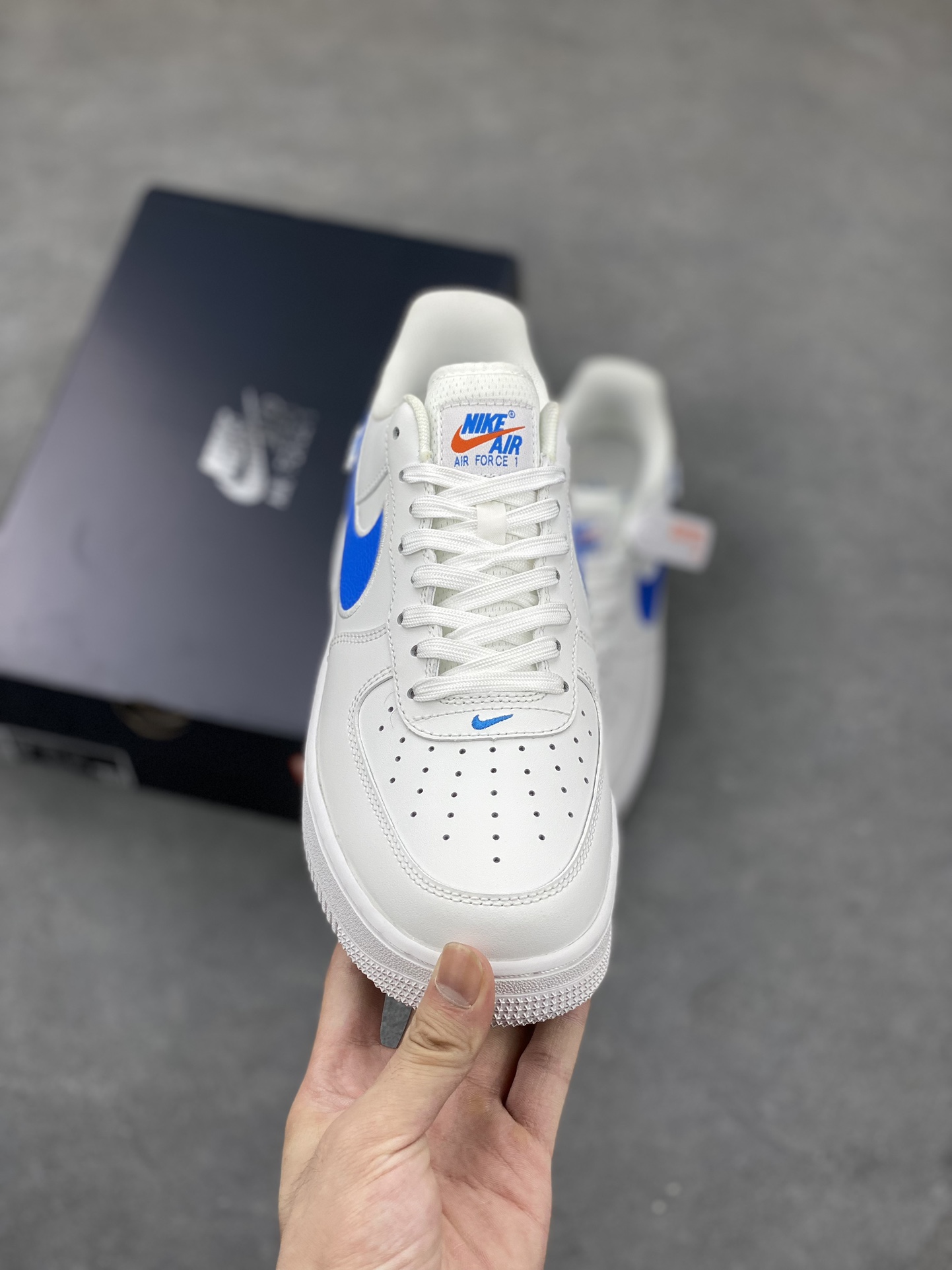 Nike Air Force 1 '07 Low White Blue Leather Sneakers 3 i1692912720 3127 1