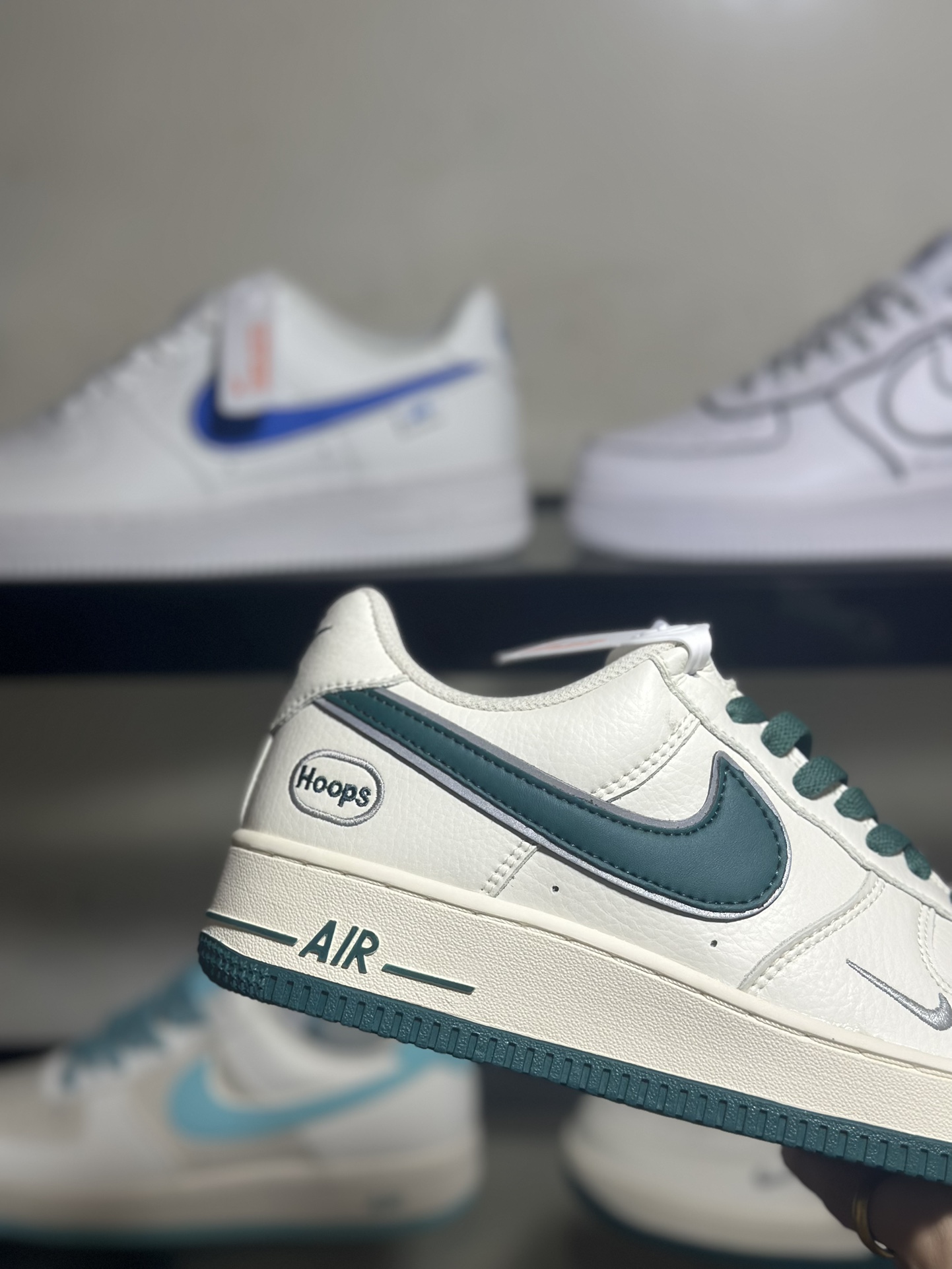 NikeAirForce1LowHo