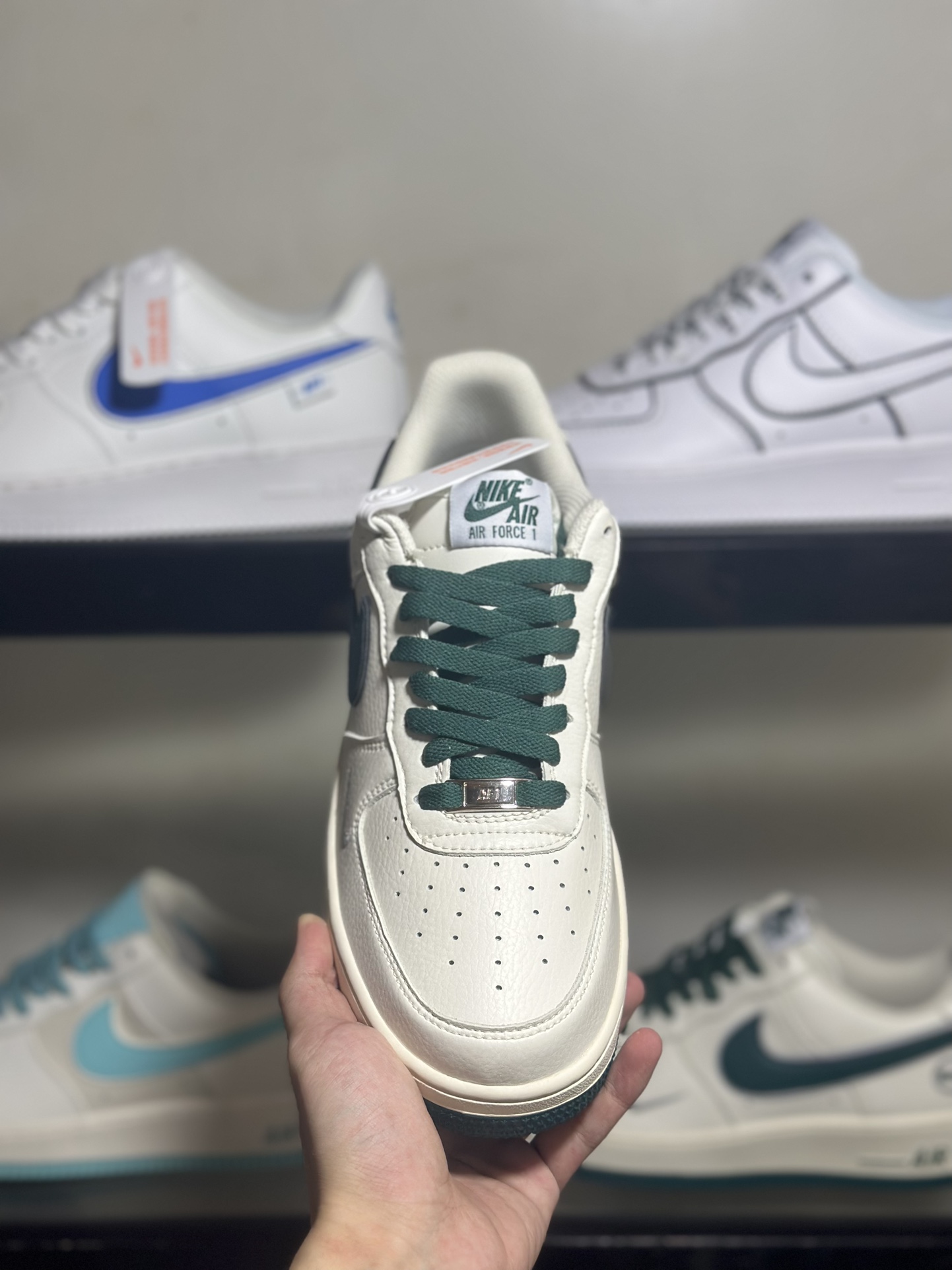 NikeAirForce1LowHo