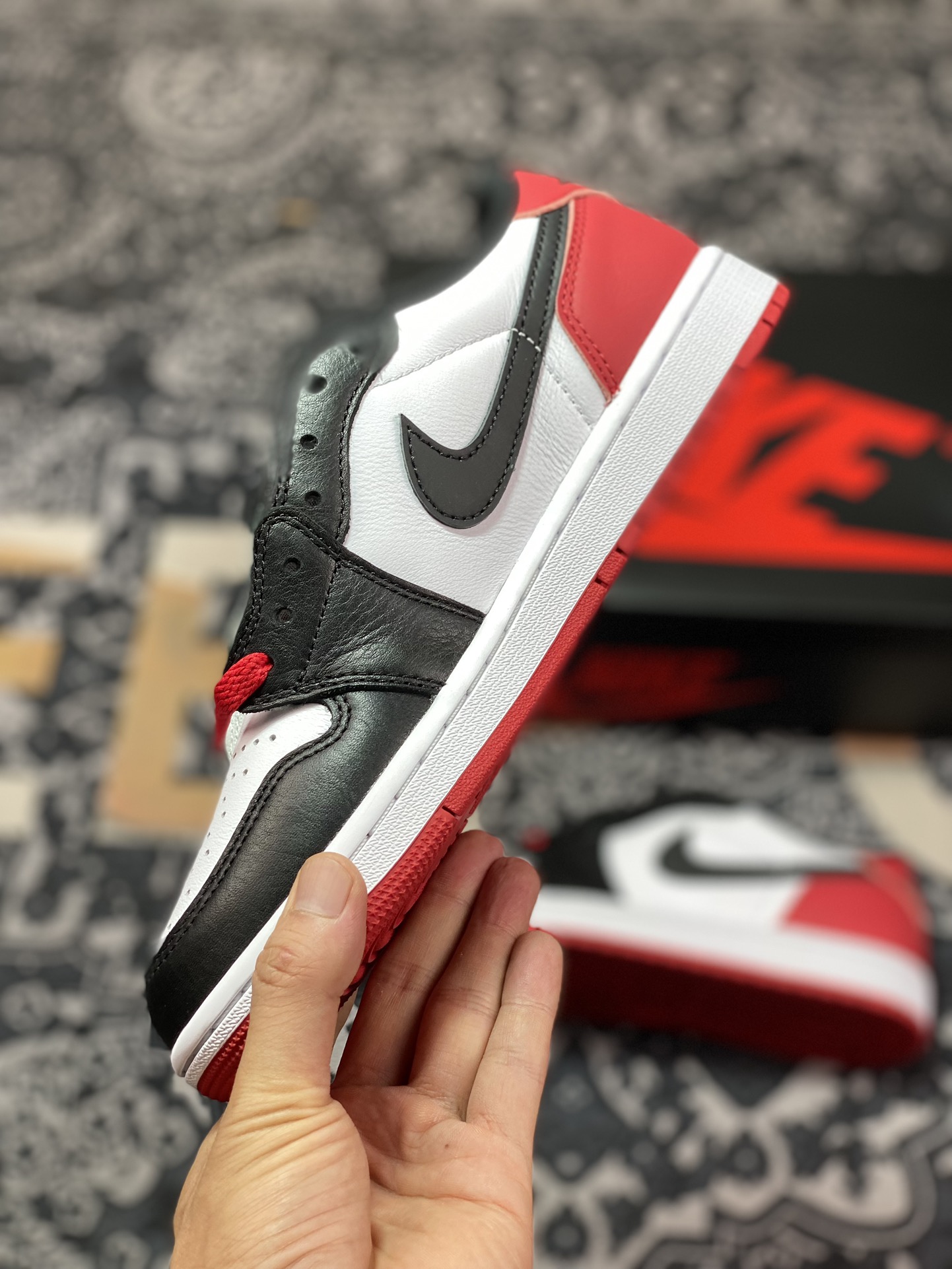 Air Jordan 1 Retro Low OG”Black Toe“AJ1乔丹一代低帮经典复古文化休闲运动篮球鞋“OG黑红脚趾”CZ0790-106