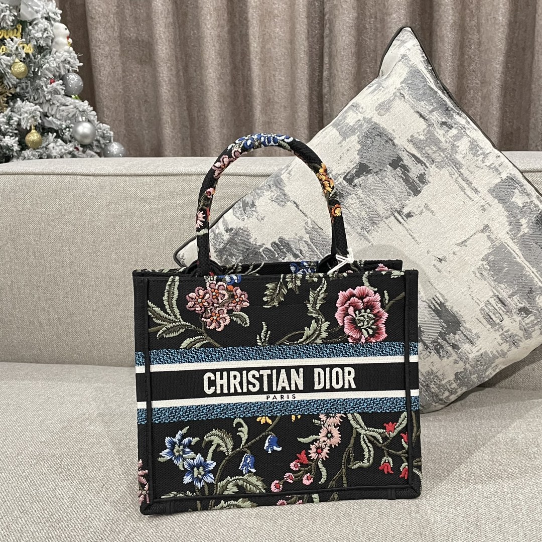 디올 Book Tote 26cm 블랙 플라워 토트백 레플리카