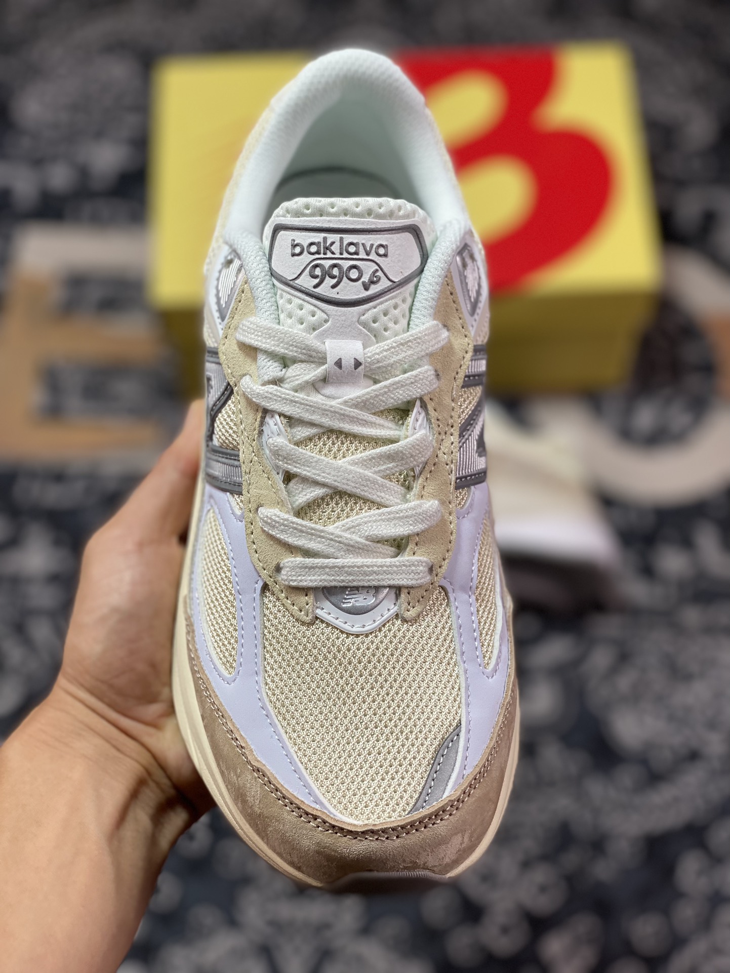 New Balance Made in USA M990V6 Sixth Generation Series American-made Classic Running Shoes ”Cream Yellow White Khaki” M990SS6