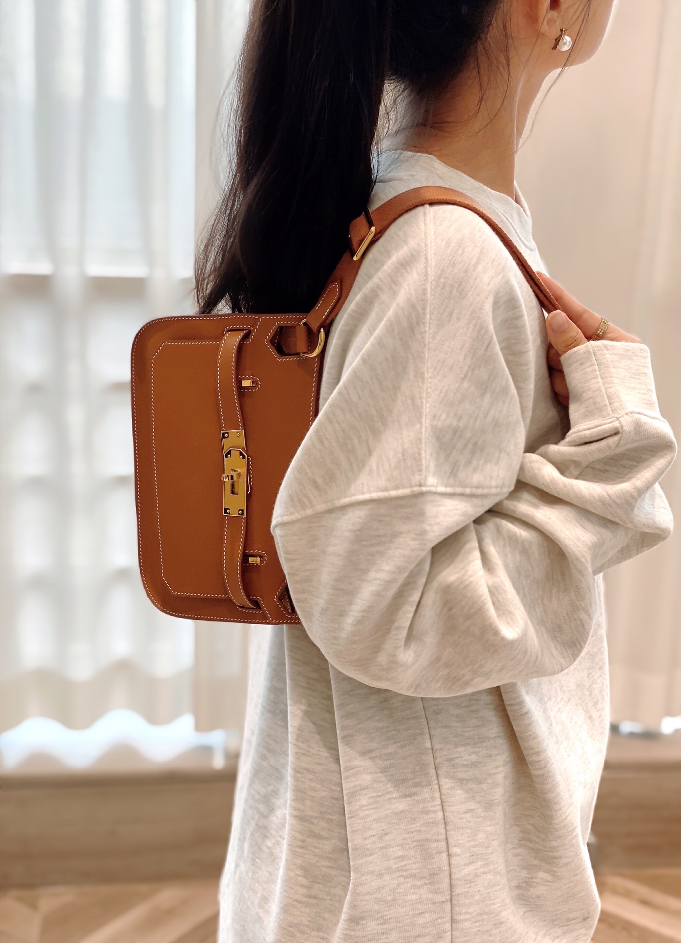 _dov9sx3-XHMc9L8WyDt1Q5Fr9LnWCLXEP7bEtwQ