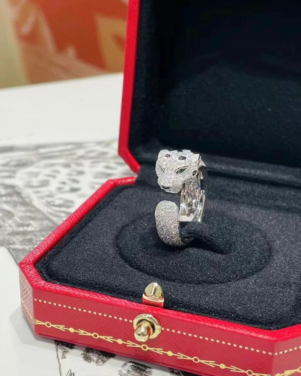 Cartier Cartier 银色 满钻豹子开口戒指