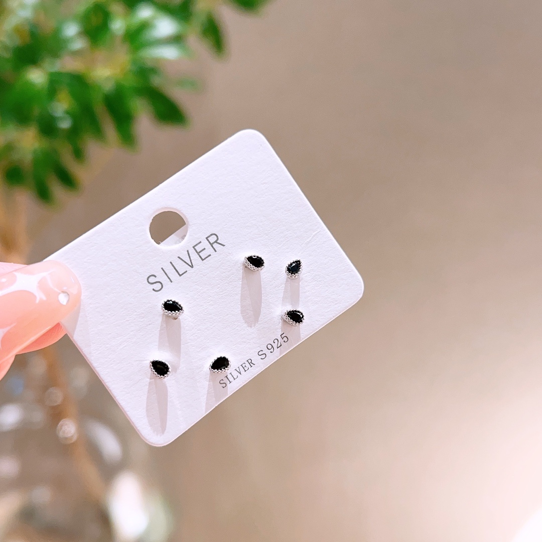 遊び心純銀イヤリングゴールド デート