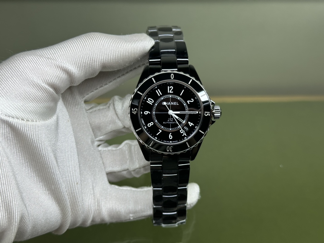 Chanel Ceramic 38mm
