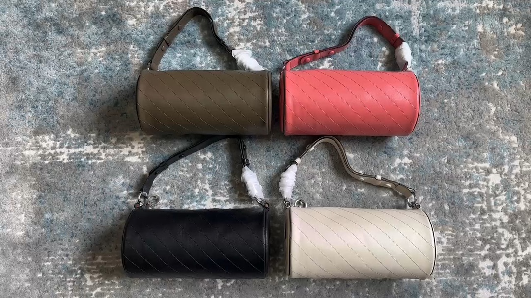 Gucci Blondie Crossbody & Shoulder Bags