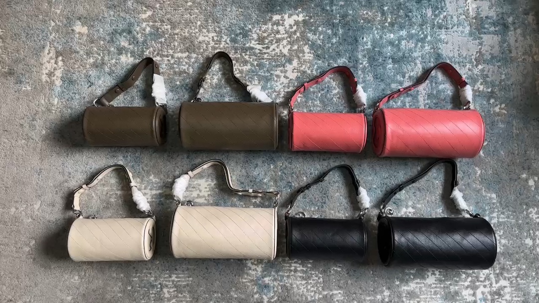 The Best Designer
 Gucci Blondie Crossbody & Shoulder Bags Mini