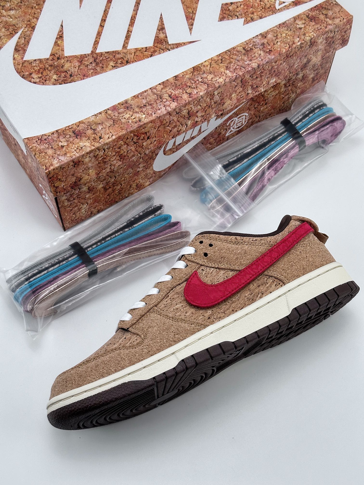 Nike SB Dunk Low x CLOT CN GCEL “Cork” 20th Anniversary FN0317-121