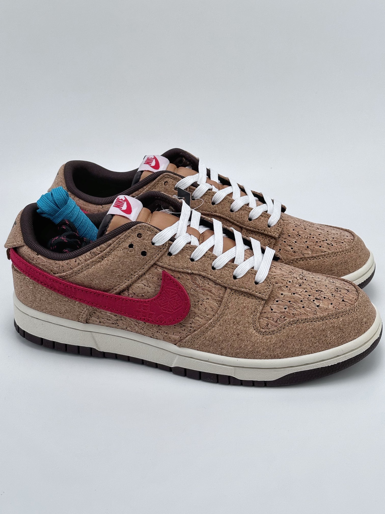 Nike SB Dunk Low x CLOT CN GCEL “Cork” 20th Anniversary FN0317-121