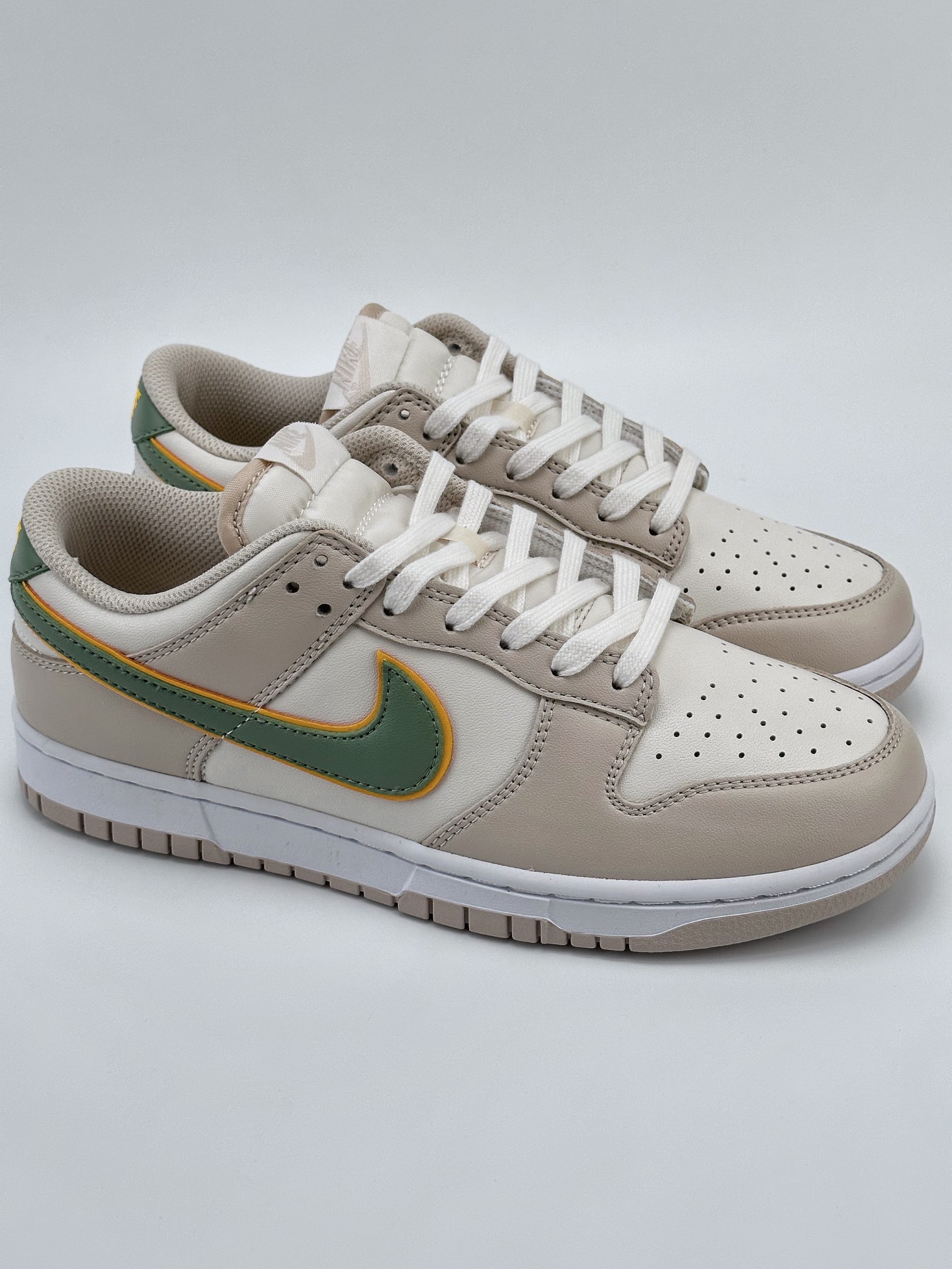 Nike SB Dunk Low Light Tan Yellow Green FQ6869-131