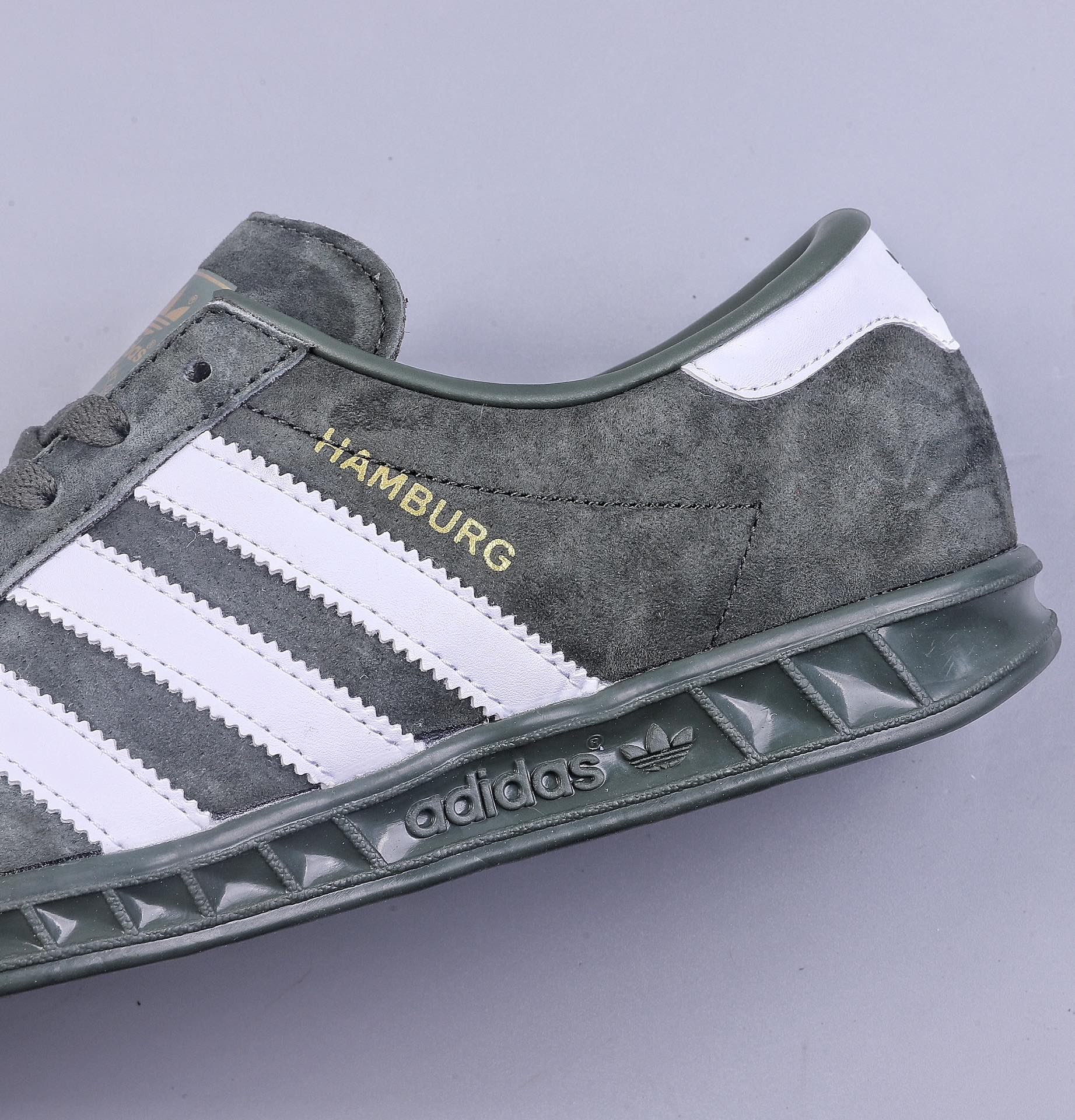 YH Adidas Originals Hamburg new color is on the market. Adidas Originals Hamburg is the most classic style in the 80s. GW9641