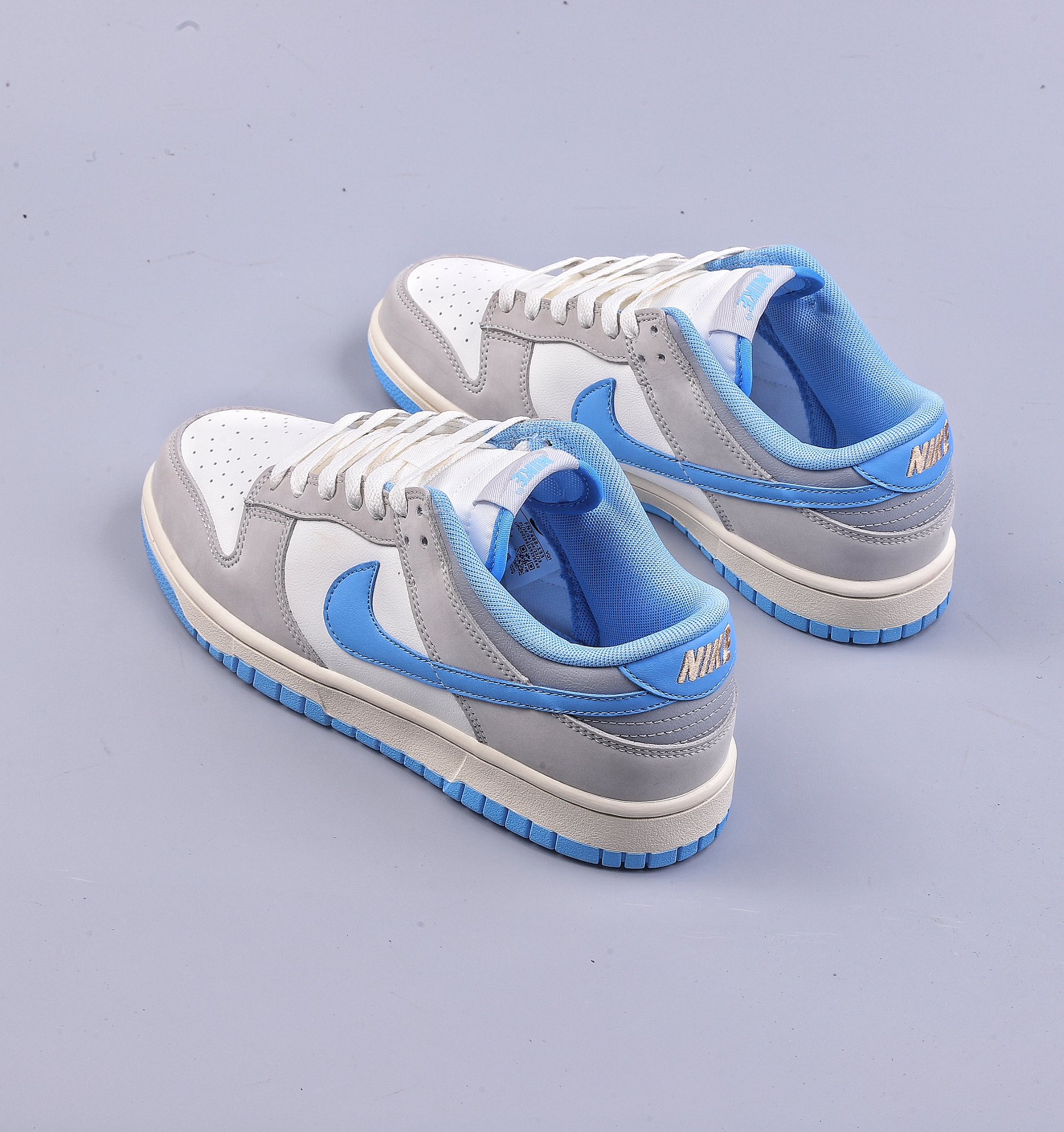 220 H NIKE SB Dunk Low ”Athletic Department” 灰白蓝 FN7488-133