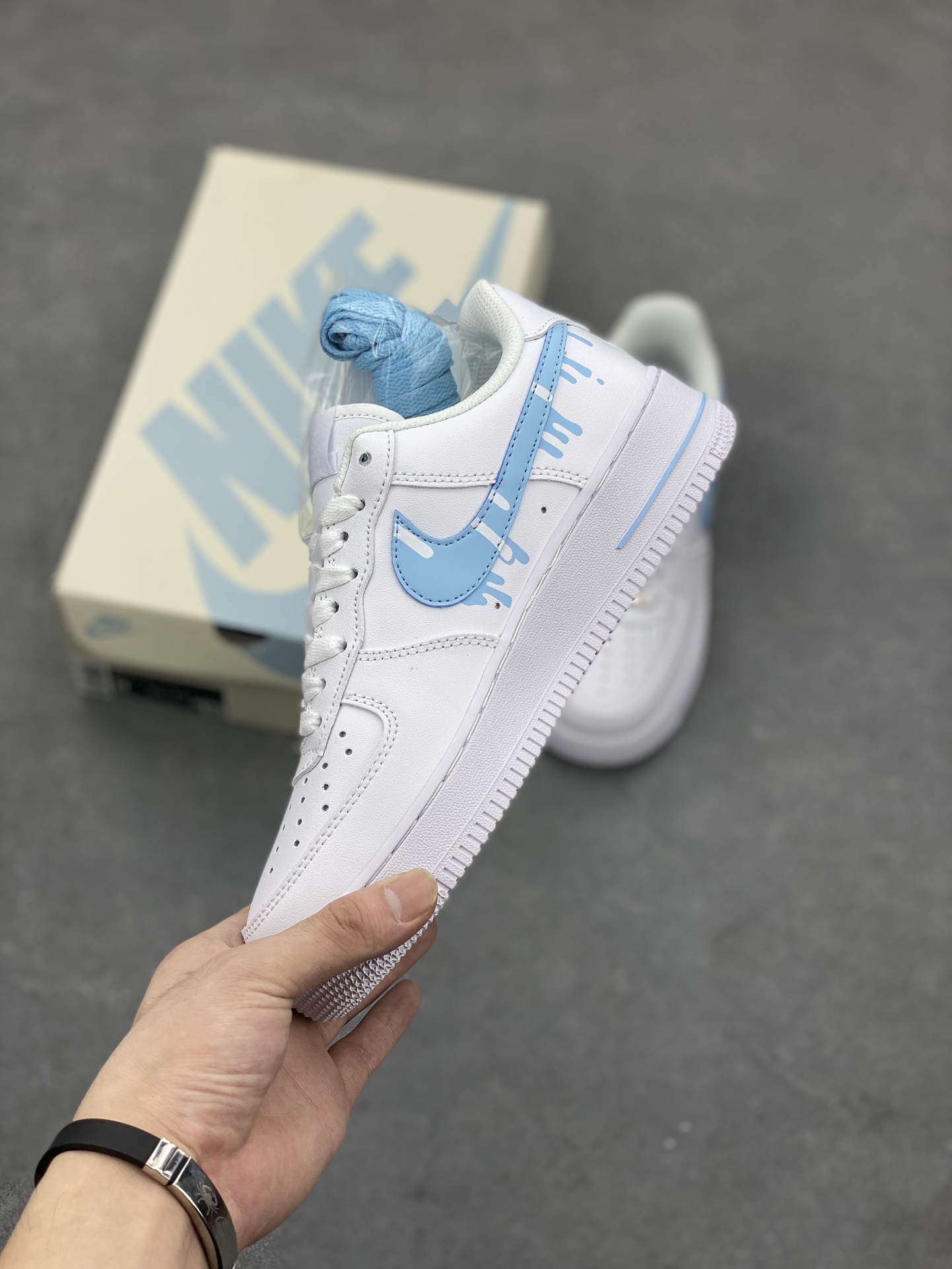 Nike Air Force 1 '07 Low White/Blue Sneakers CW2288-005 4 i1693036112 9401 2