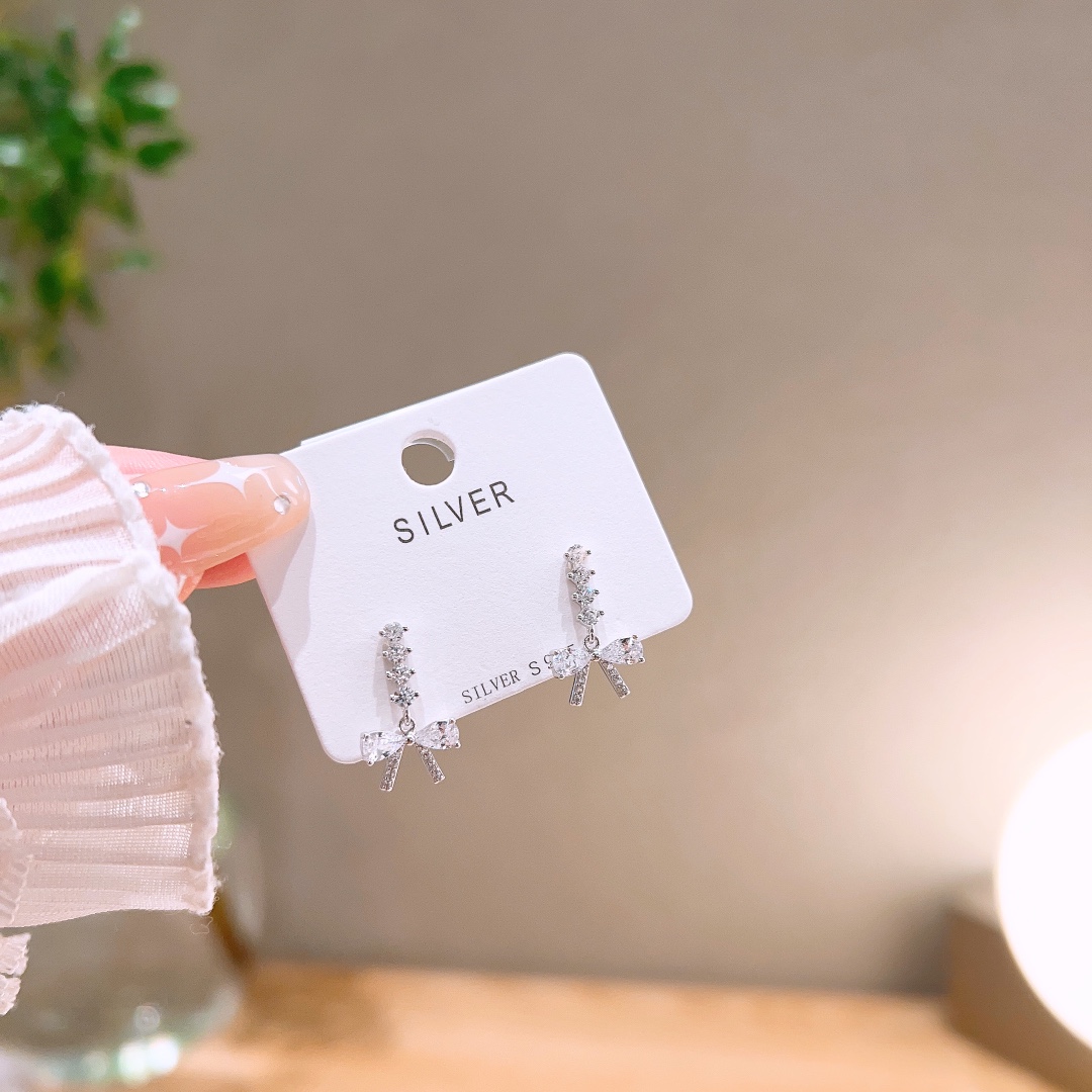 優しいS925スターリングシルバーイヤリングゴールド 誕生日