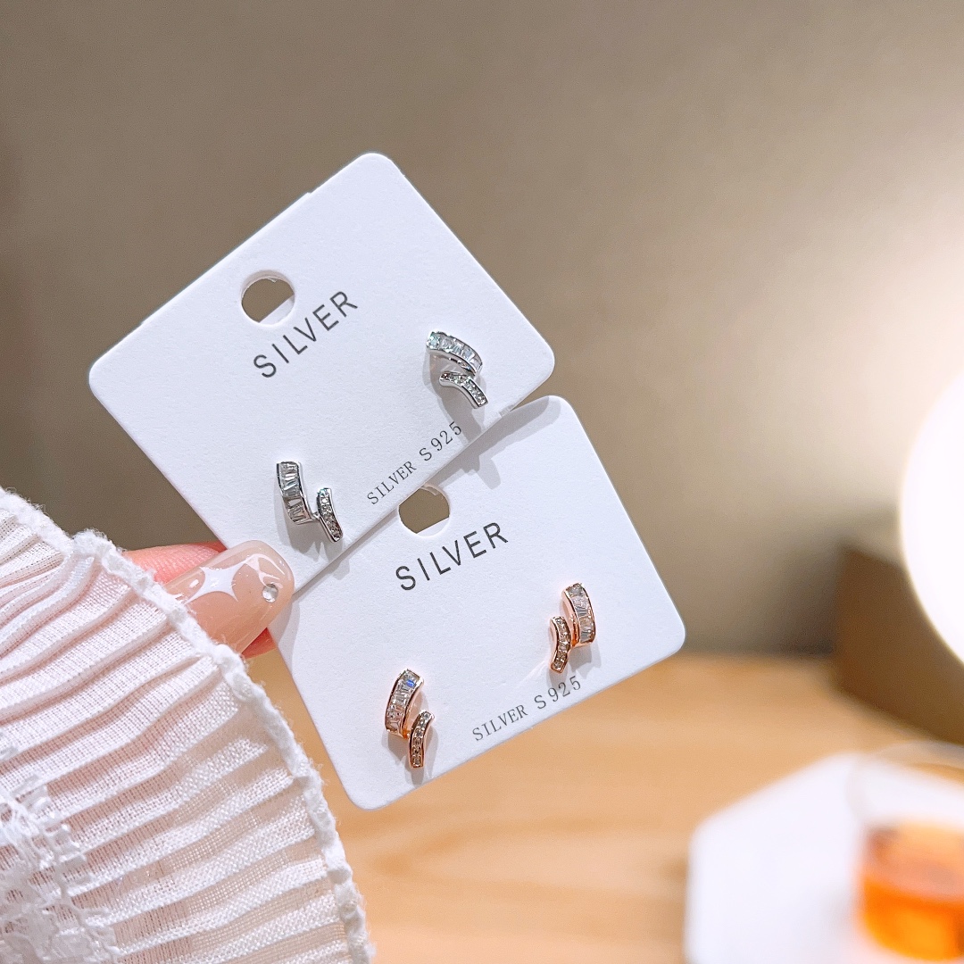 森ガール925シルバーイヤリングシルバー 通勤