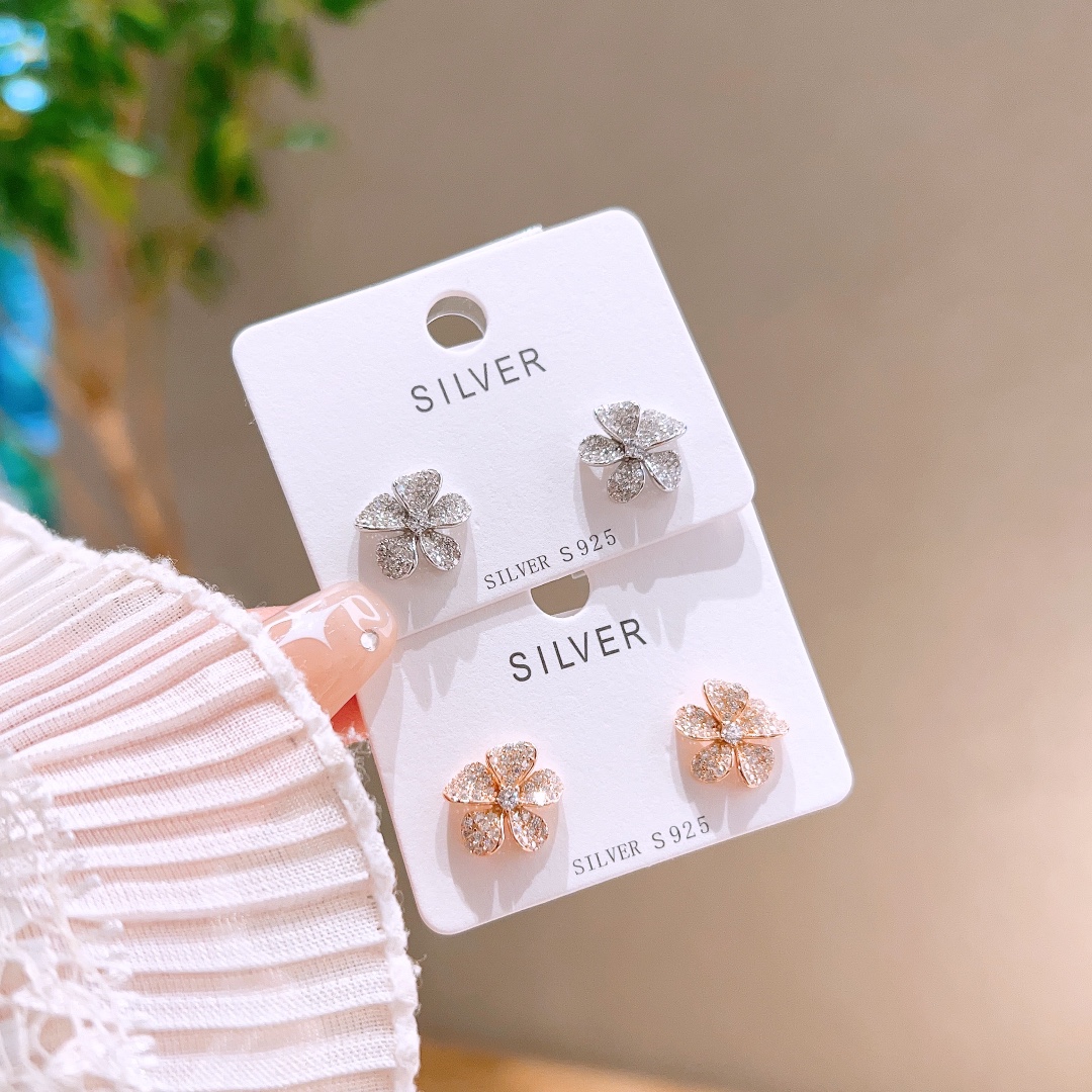 甘辛ファインシルバーイヤリングゴールド 親友へのプレゼント