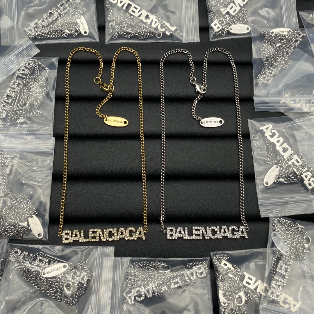 Balenciaga Replica
 Gioielleria Collane & Ciondoli