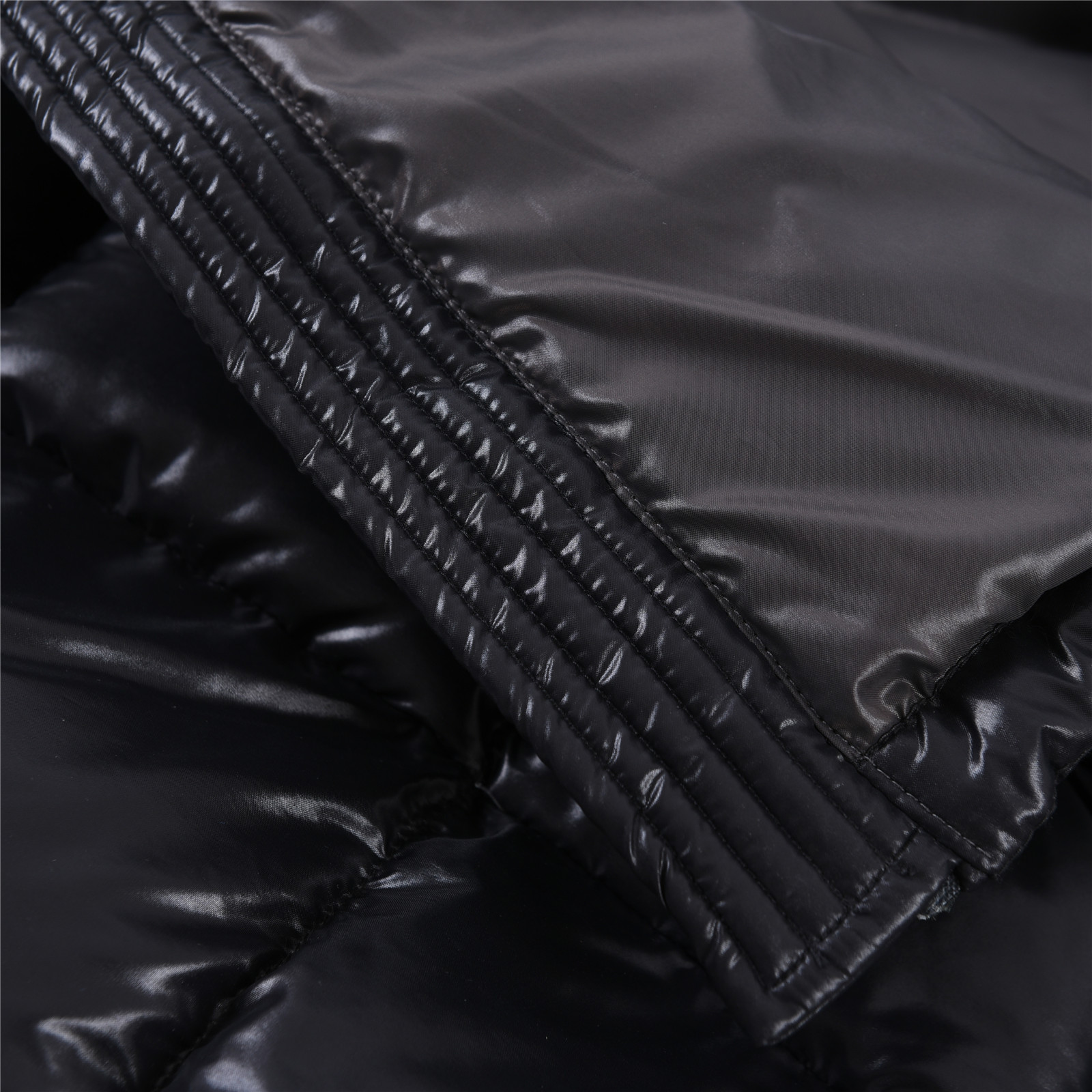 Moncler 蒙口 MAYA短款羽绒服 - 高性能なスキーウェア