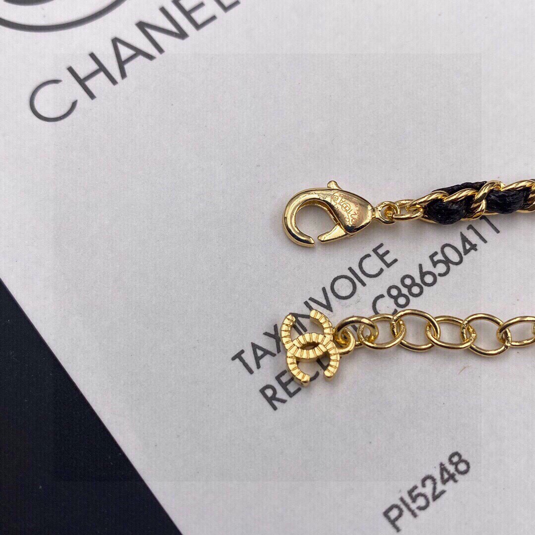 Chanel香奈儿皮绳项链2023新