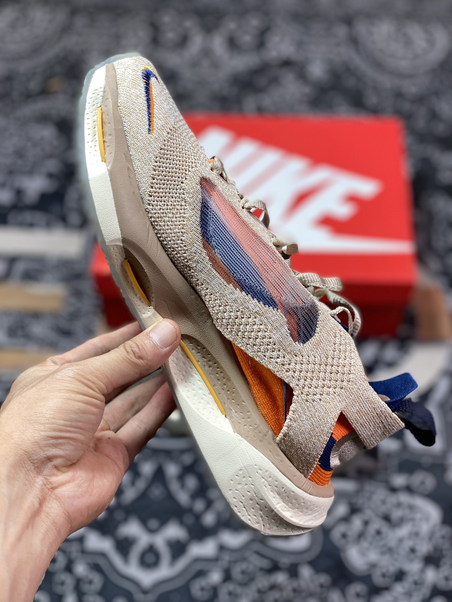 240 NK Spark Flyknit 棕橙 潮流轻便休闲跑步鞋 D1901-200