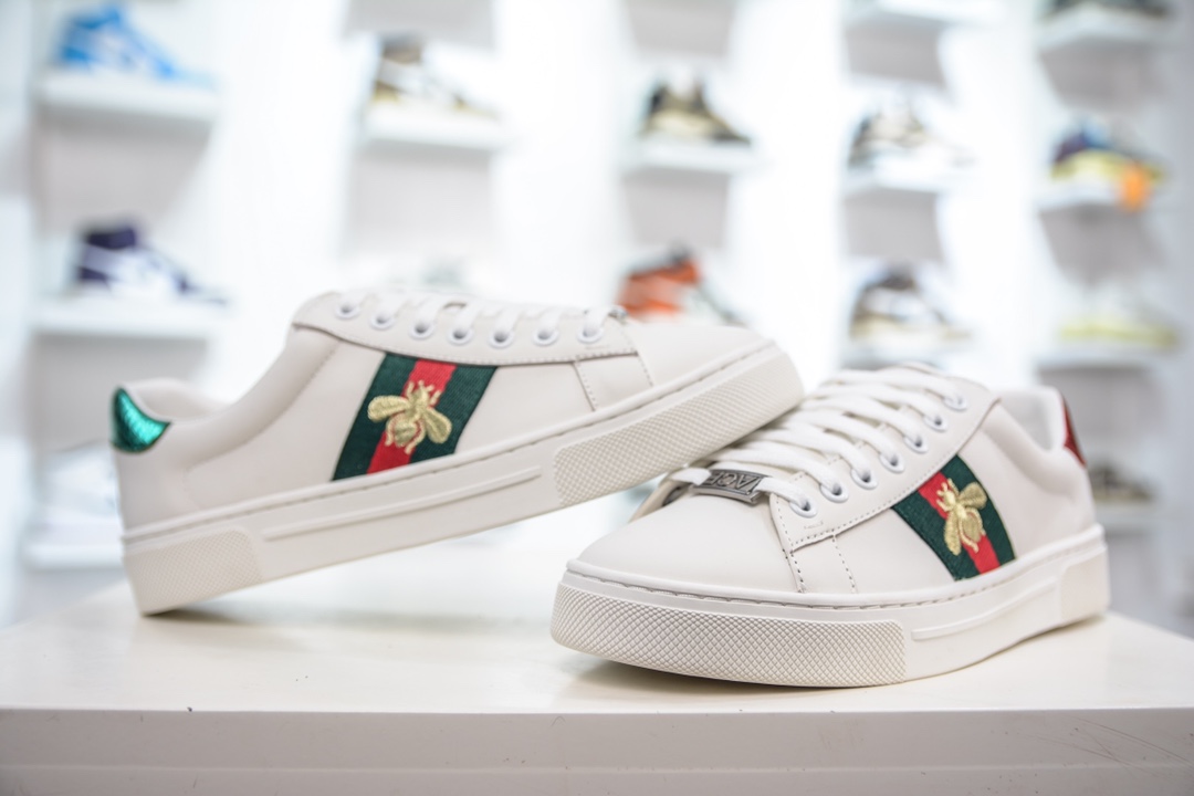 Guangdong original factory production Gucci bee embroidery beige green and red low-top sneakers 747953 A9L60 9067