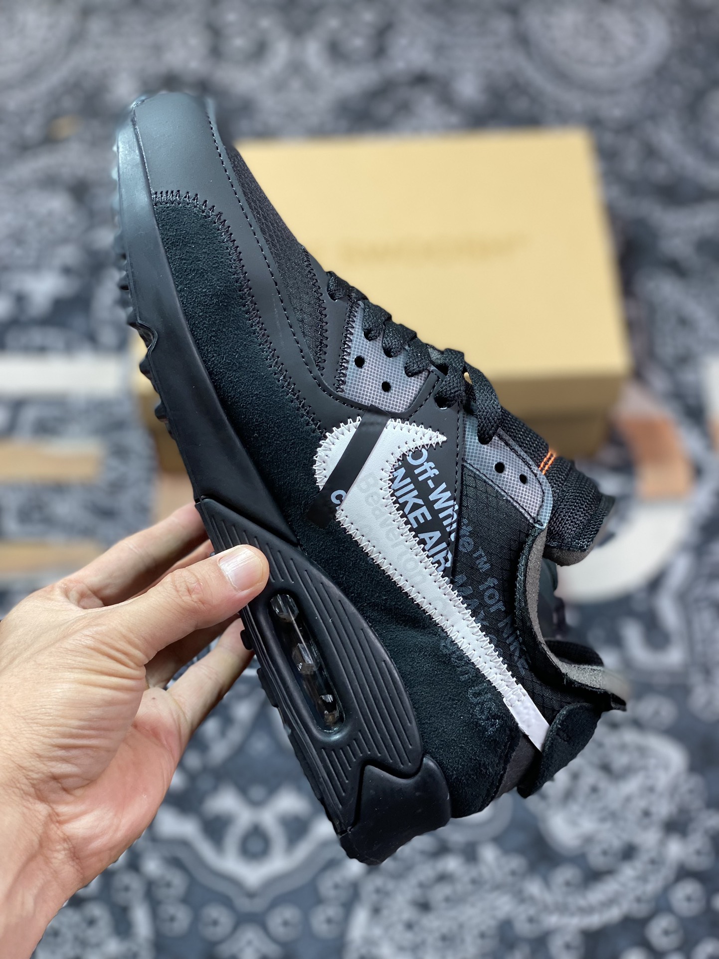 Off-White x Nike Air Max 90 ”Black” 90 first generation series low-top retro all-match air cushion casual sports jogging shoes ”OW black and white orange” AA7293-001