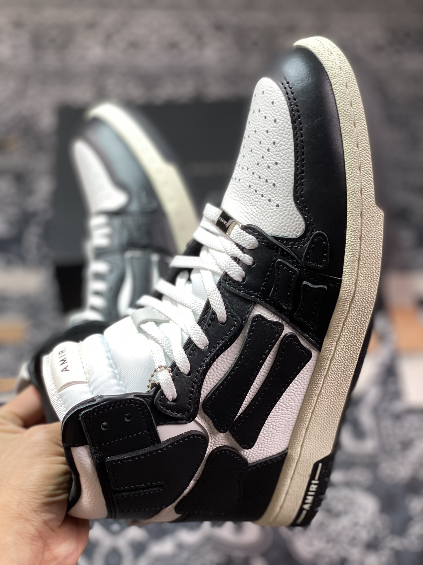 The best version of Amiri Skeleton Low-Skel top Sneakers on the market