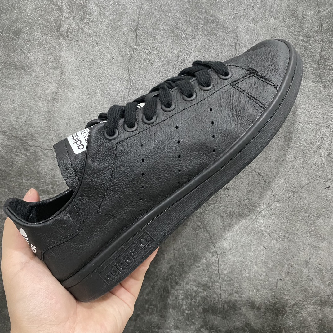 图片[2]-【OK版本】Balenciaga x Adidas Originals StanSmith巴黎世家阿迪达斯联名款史密斯做旧风运动鞋 HP6779n鞋面整体超软头层小牛皮  牛皮软而细腻 毛孔清晰可见，上脚柔软度完美，知名顶级大厂出品，品质信得过💪🏻 尺码 35 36 37 38 39 40 41 42 43 44 45-莆田鞋批发中心