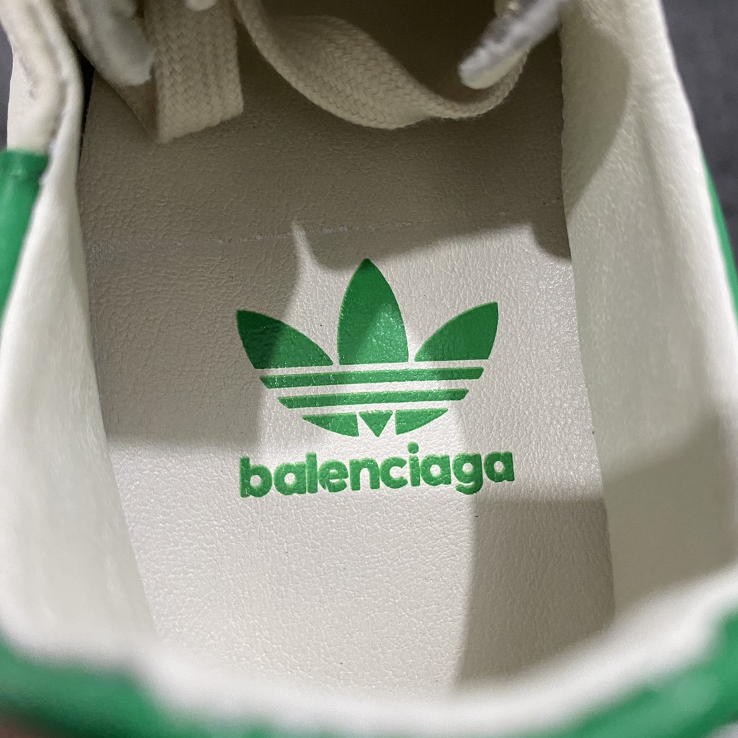 图片[7]-【OK版本】Balenciaga x Adidas Originals StanSmith巴黎世家阿迪达斯联名款史密斯做旧风运动鞋 HP6784n鞋面整体超软头层小牛皮 牛皮软而细腻 毛孔清晰可见，上脚柔软度完美，知名顶级大厂出品，品质信得过💪🏻 尺码 35 36 37 38 39 40 41 42 43 44 45-莆田鞋批发中心