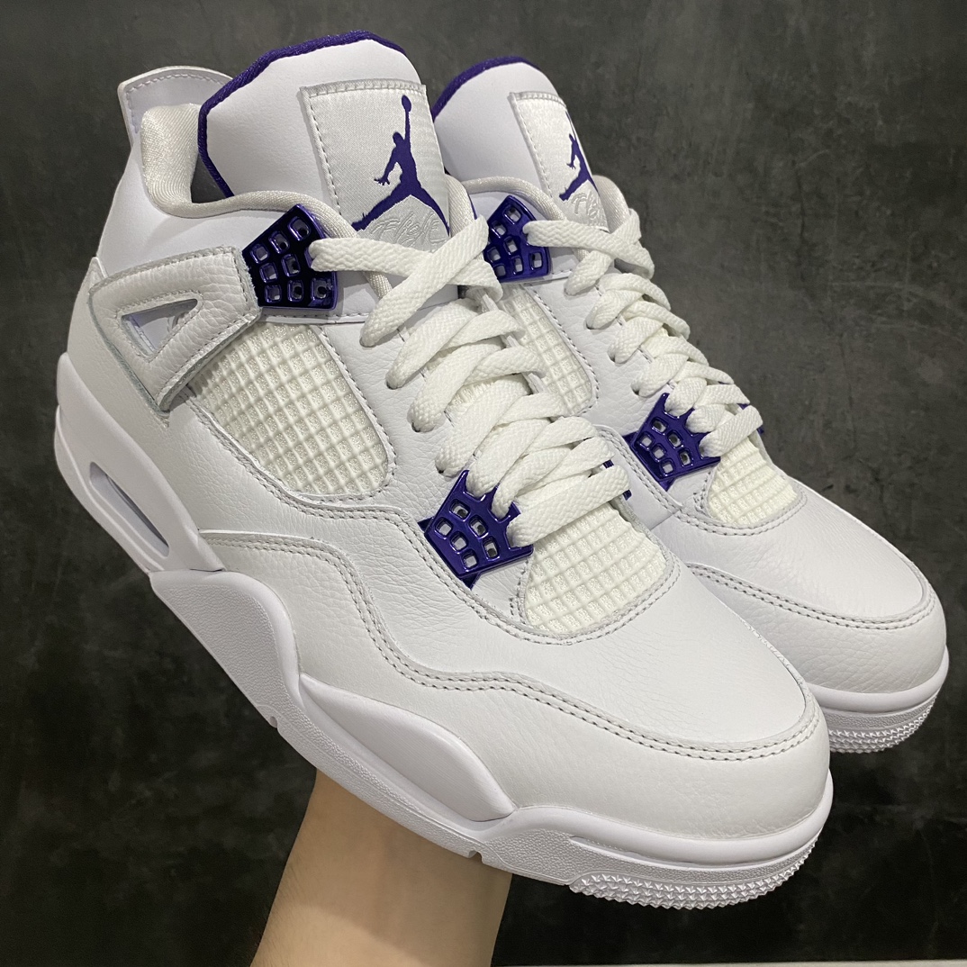 【老DT版本】Air Jordan 4 Retro 白紫金属扣CT8527-115n大厂出品 市场最强版本 完美清洁度n最高工艺复刻 原装无色差修正 全头层制作n原楦原纸板开发 纯正四代版型n原底真实气垫 回弹反馈充足n完美鞋楦打造 市面最高工艺独家外贸鬼佬48大码 尺码：40-48.5-莆田鞋批发中心