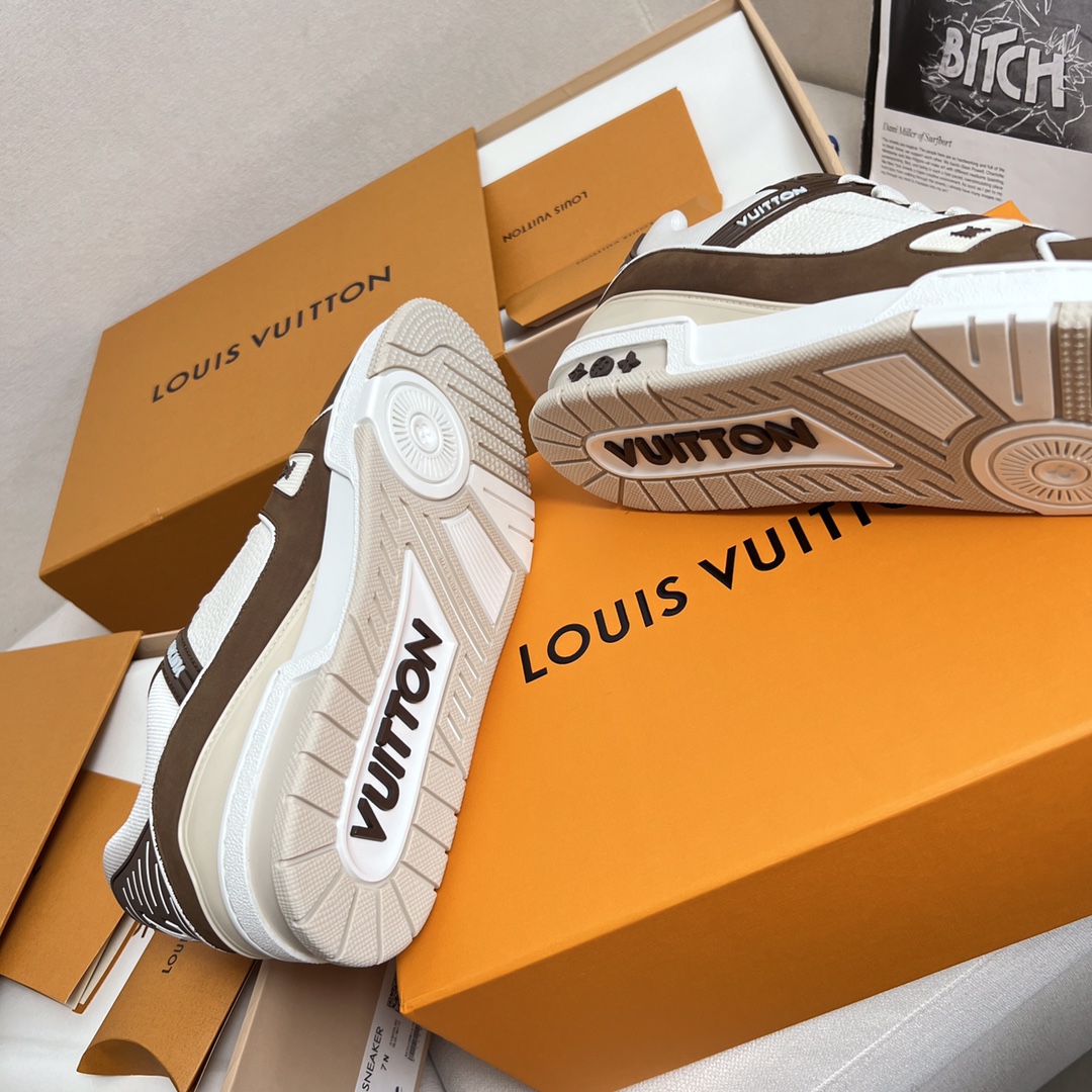 Louis Vuitton Louis Vuitton