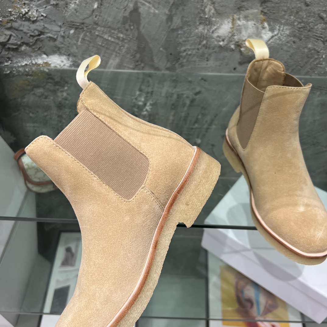 Versatile Common Projects Chelsea Boots for All Seasons: Unisex Sizes 35-40 (Women) and 39-45 (Men) - 图片 5